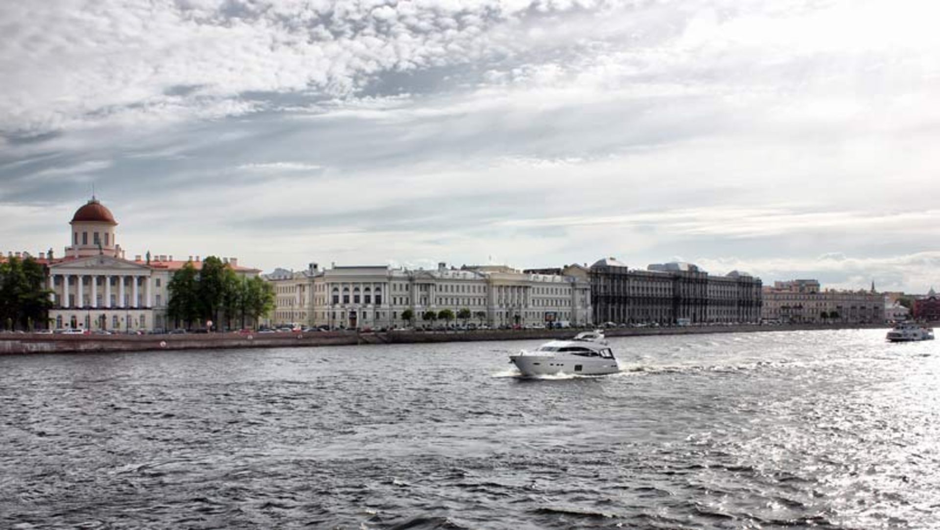 پتروگرادسکایا (Petrogradskaya) سن پترزبورگ