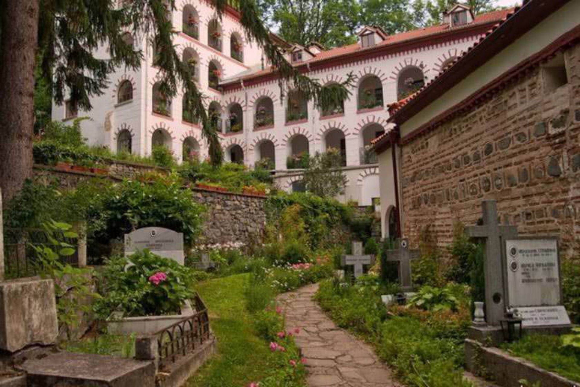 صومعه دراگالوتسی