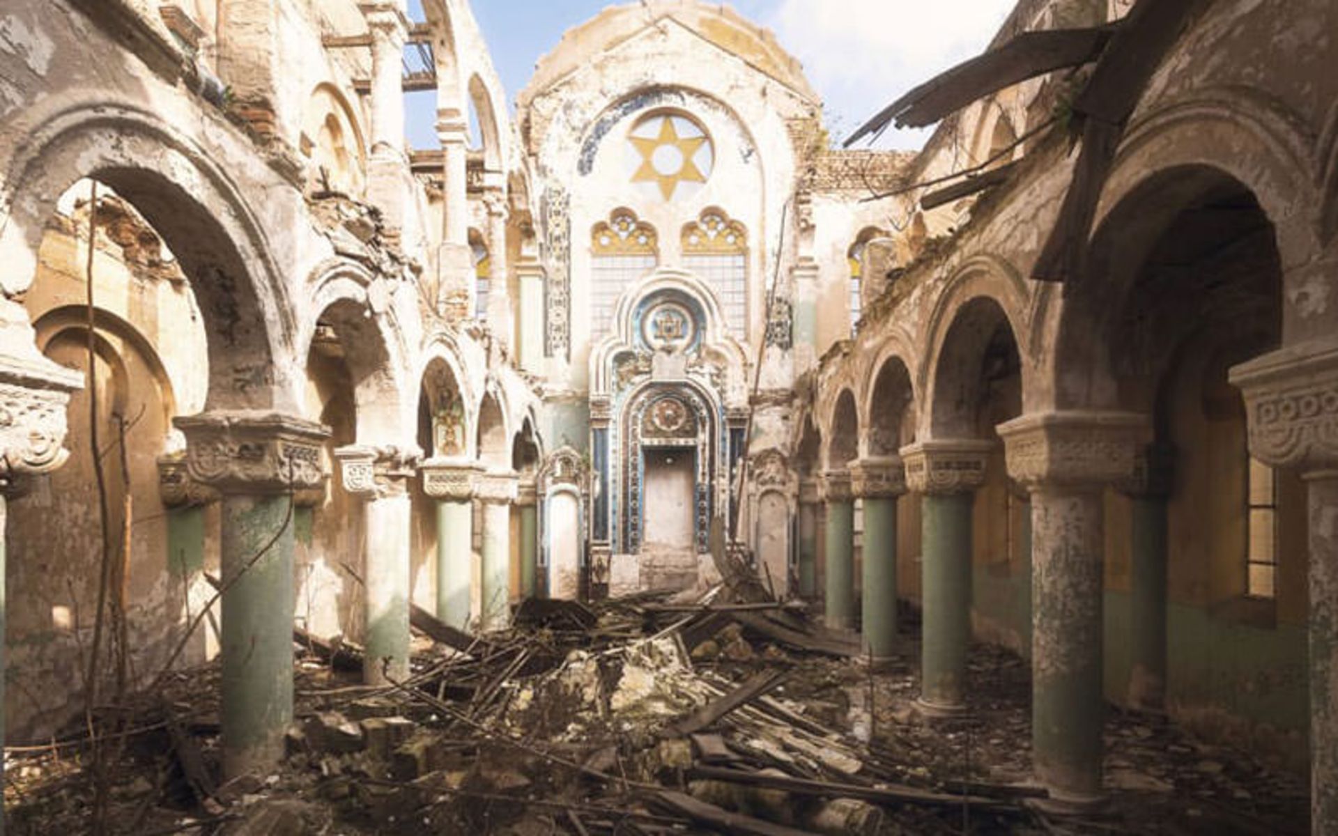 مکان مقدس