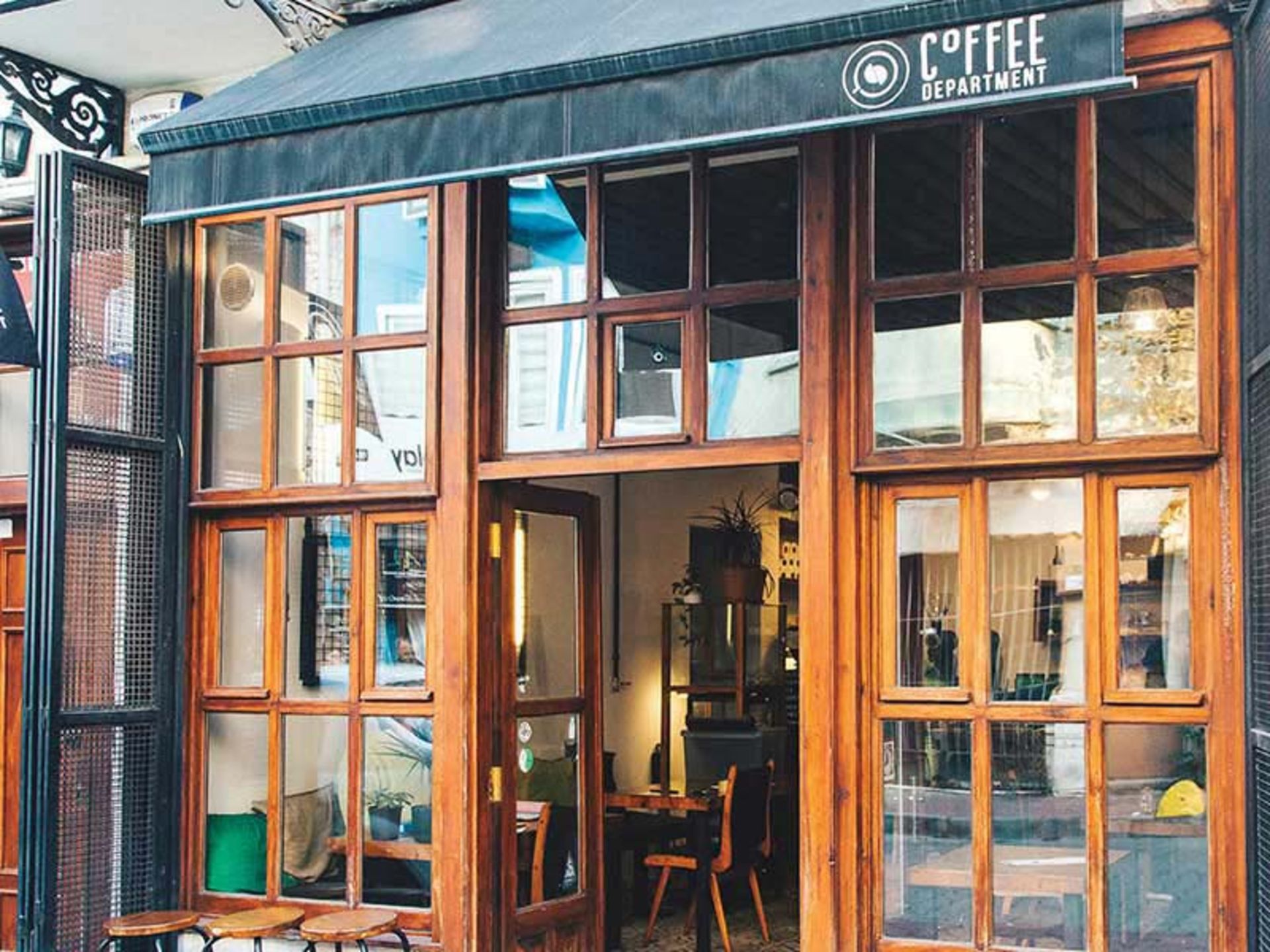 کافی شاپ Coffee Department استانبول