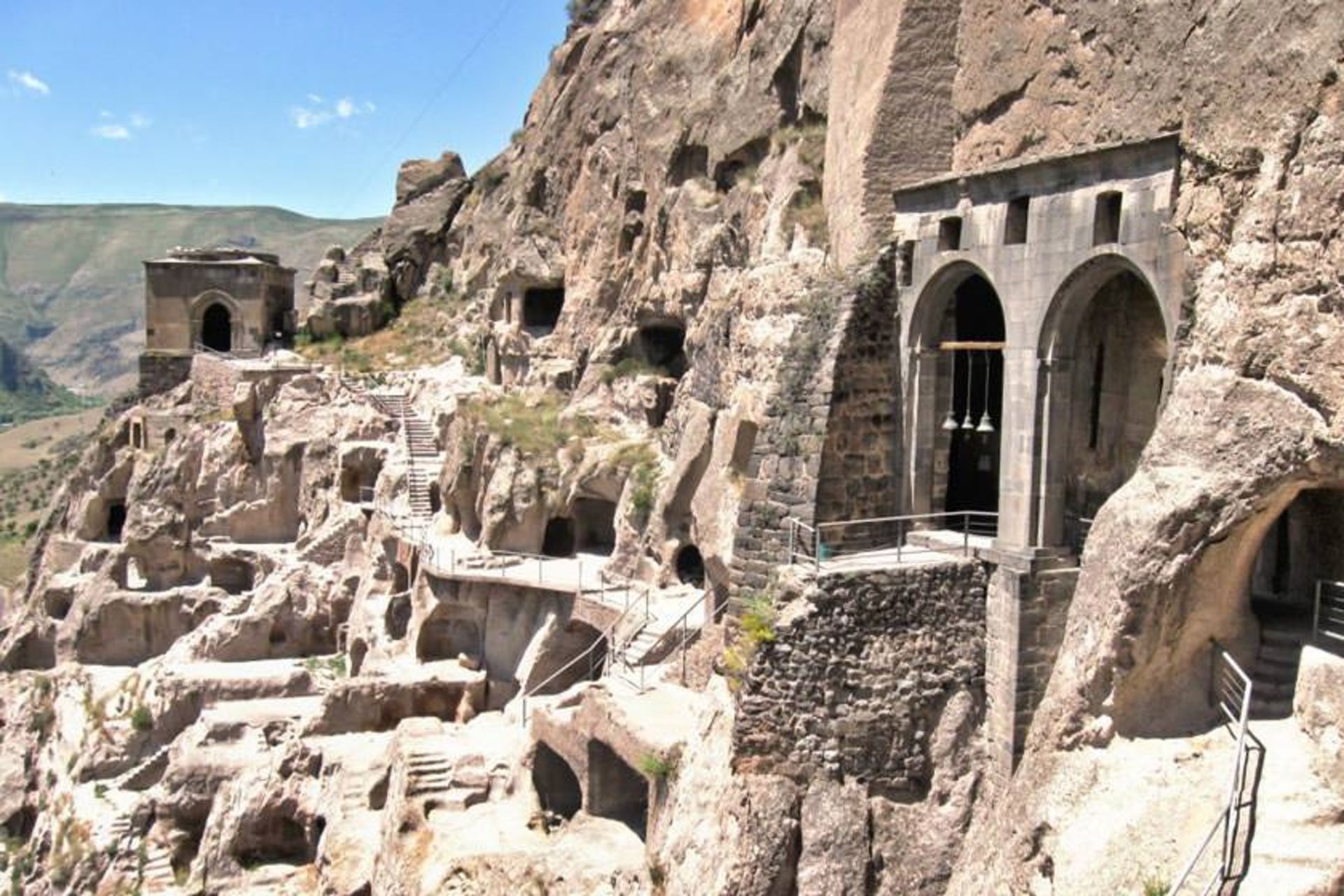 شهر غاری واردزیا