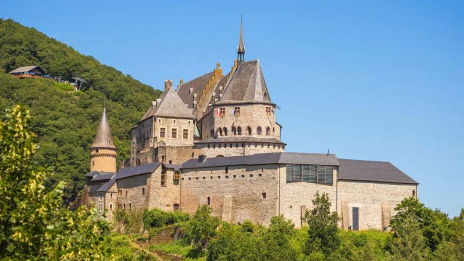 قلعه Schloss Vianden لوکزامبورگ