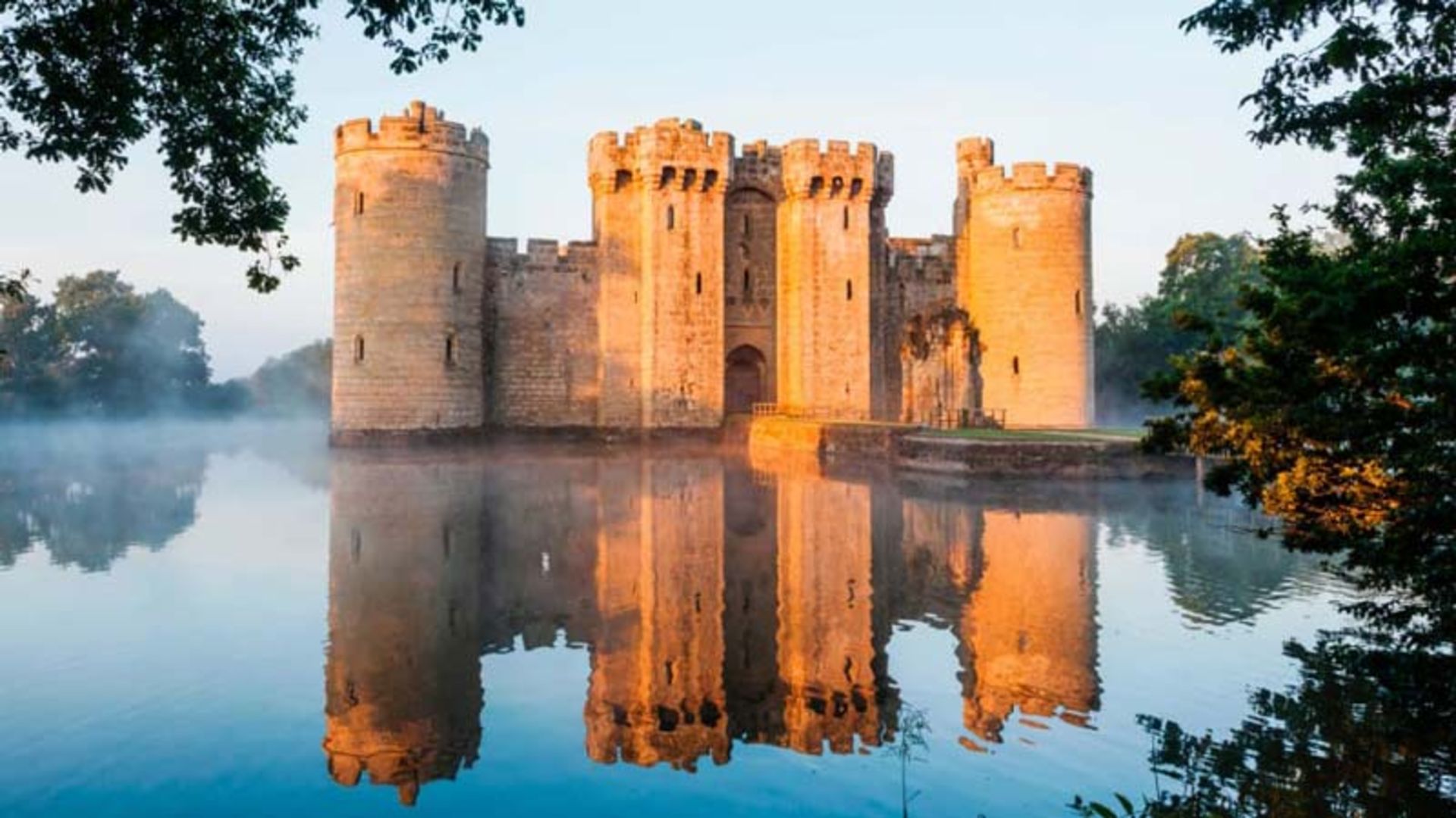 قلعه بودیام (Bodiam Castle) انگلیس