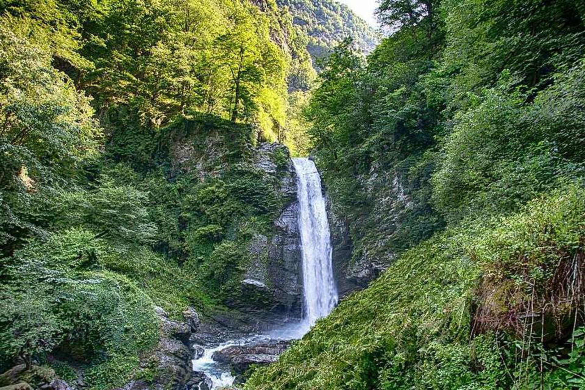 ۱۰ فرصت عالی برای طبیعت گردی یک روزه در گرجستان