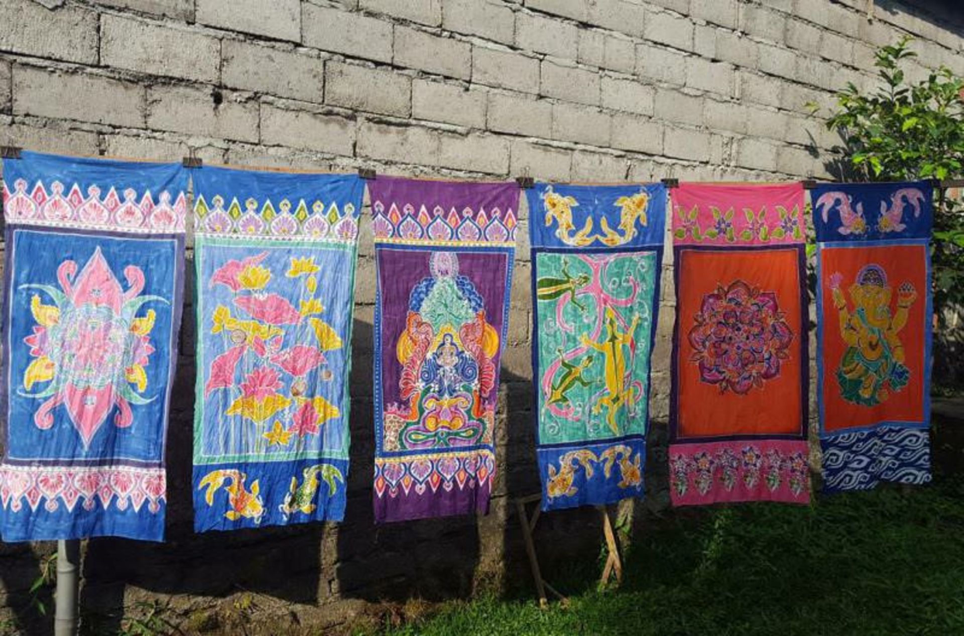 ۱۰ سوغاتی سنتی که می‌ توانید از سفر به بالی تهیه کنید