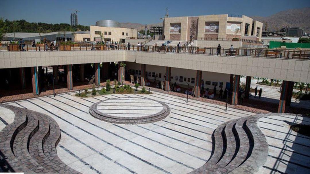 دریاچه و باغ هنر تهران