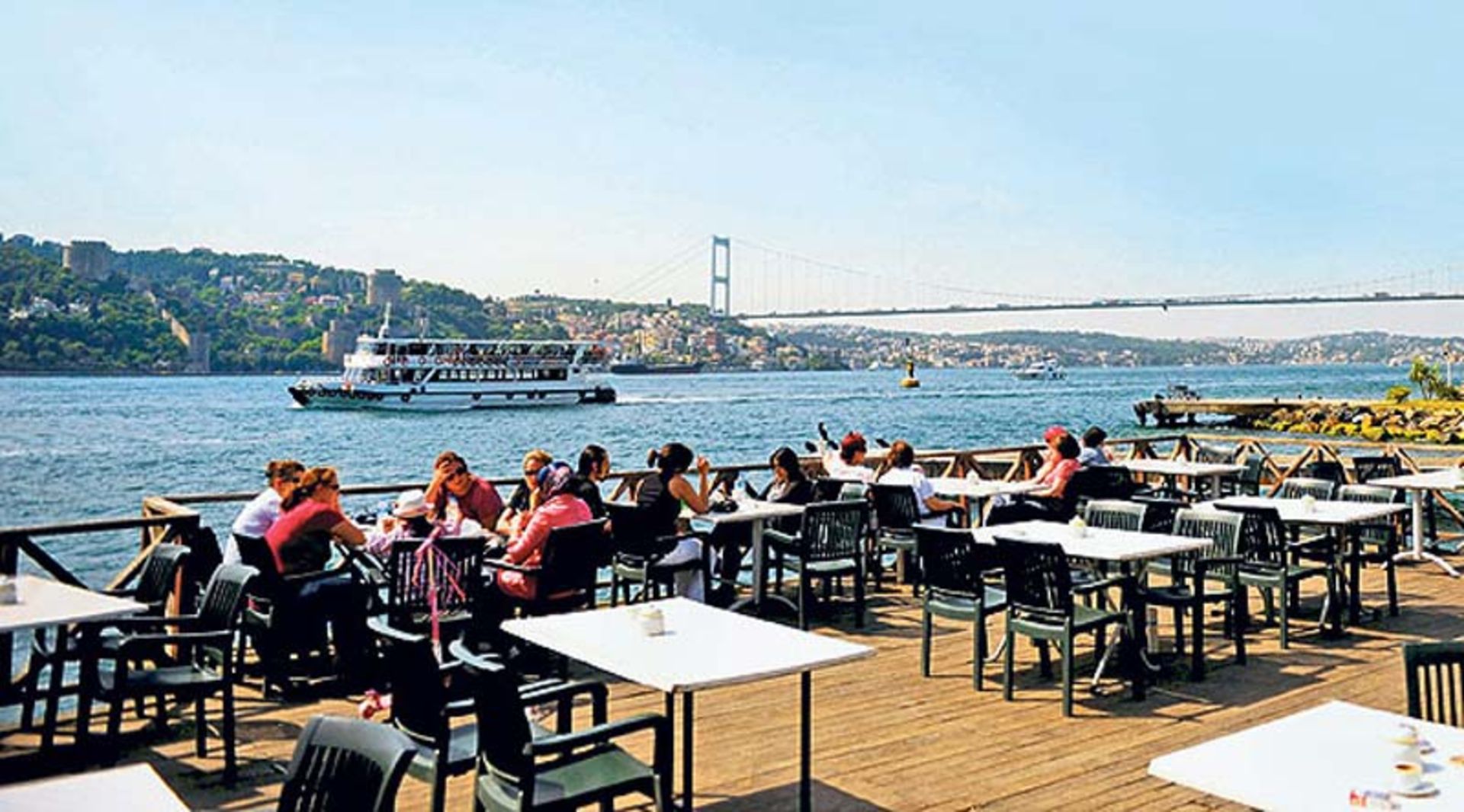 دلماباغچه چای باغچه سی (Dolmabahce Cay Bahcesi) استانبول