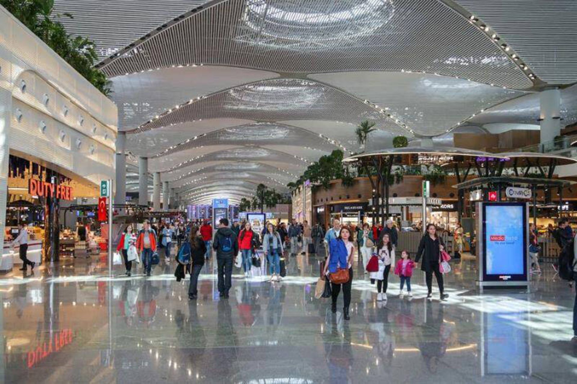 فرودگاه