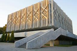 موزه دولتی تاریخ ازبکستان
