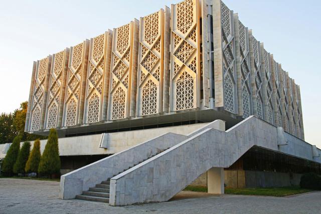 موزه دولتی تاریخ ازبکستان