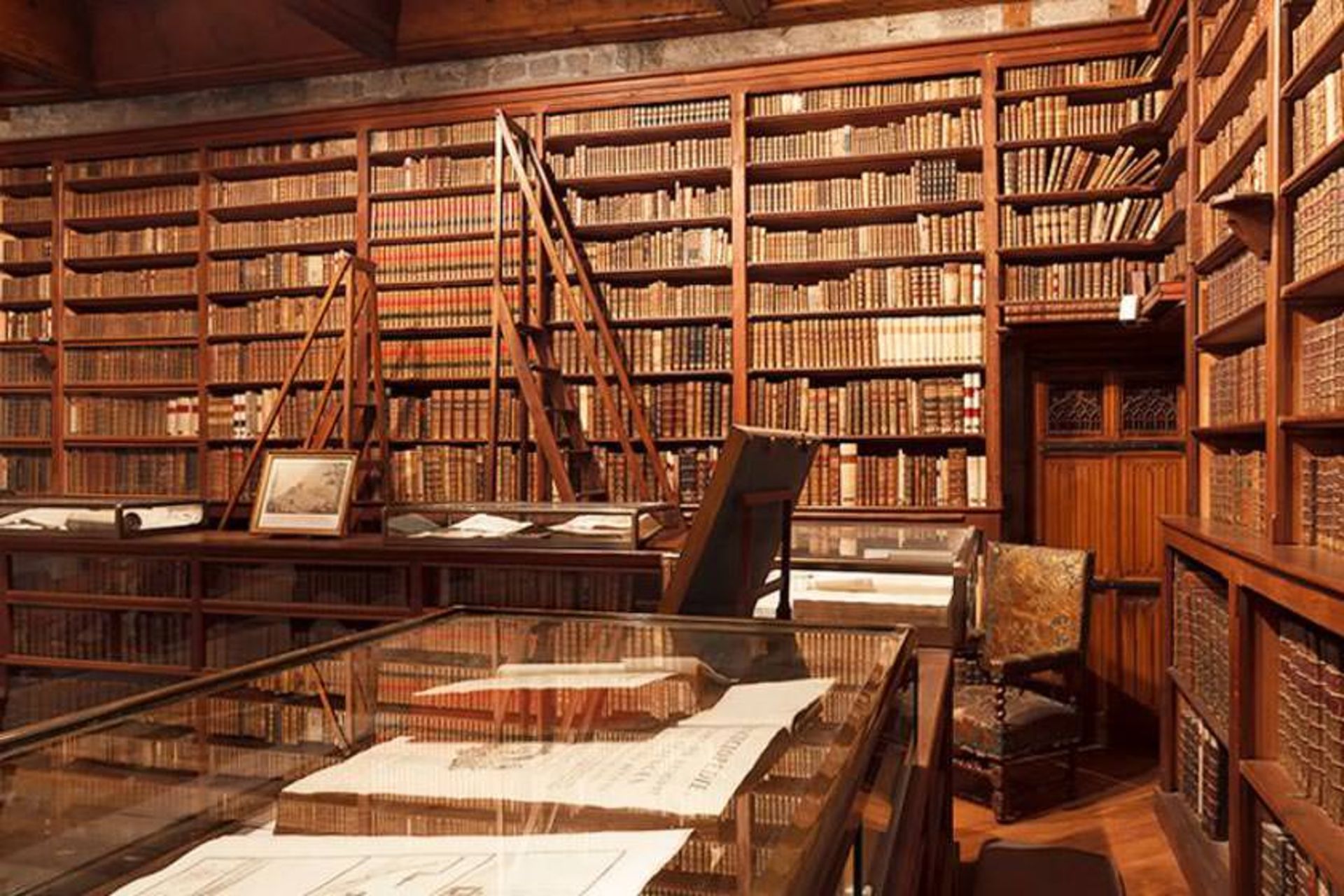 قلعه مانتون سنت برنارد