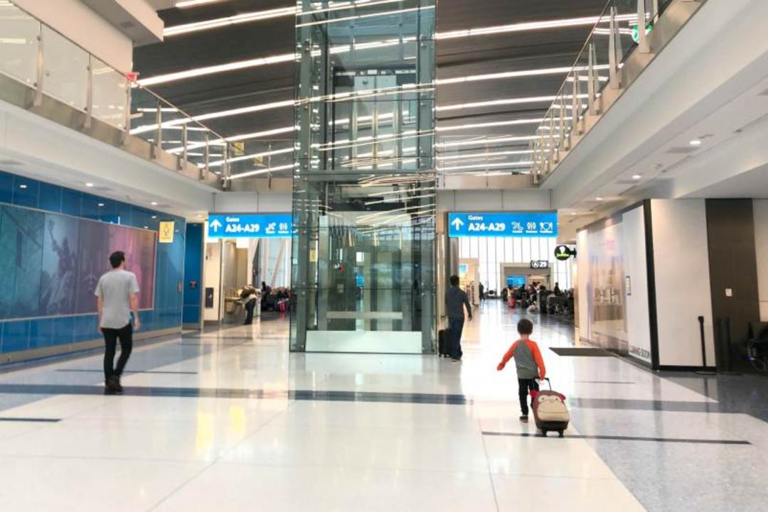 چطور در طول سفر از بچه ها مراقبت کنیم؟
