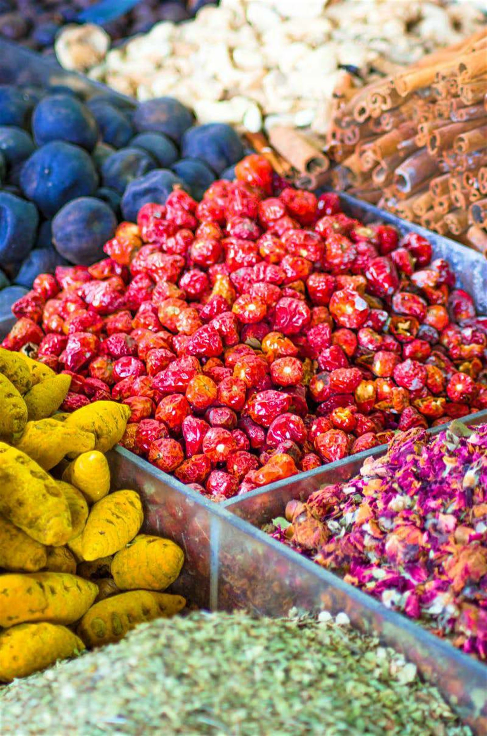 راهنمای خرید سوغات از دبی