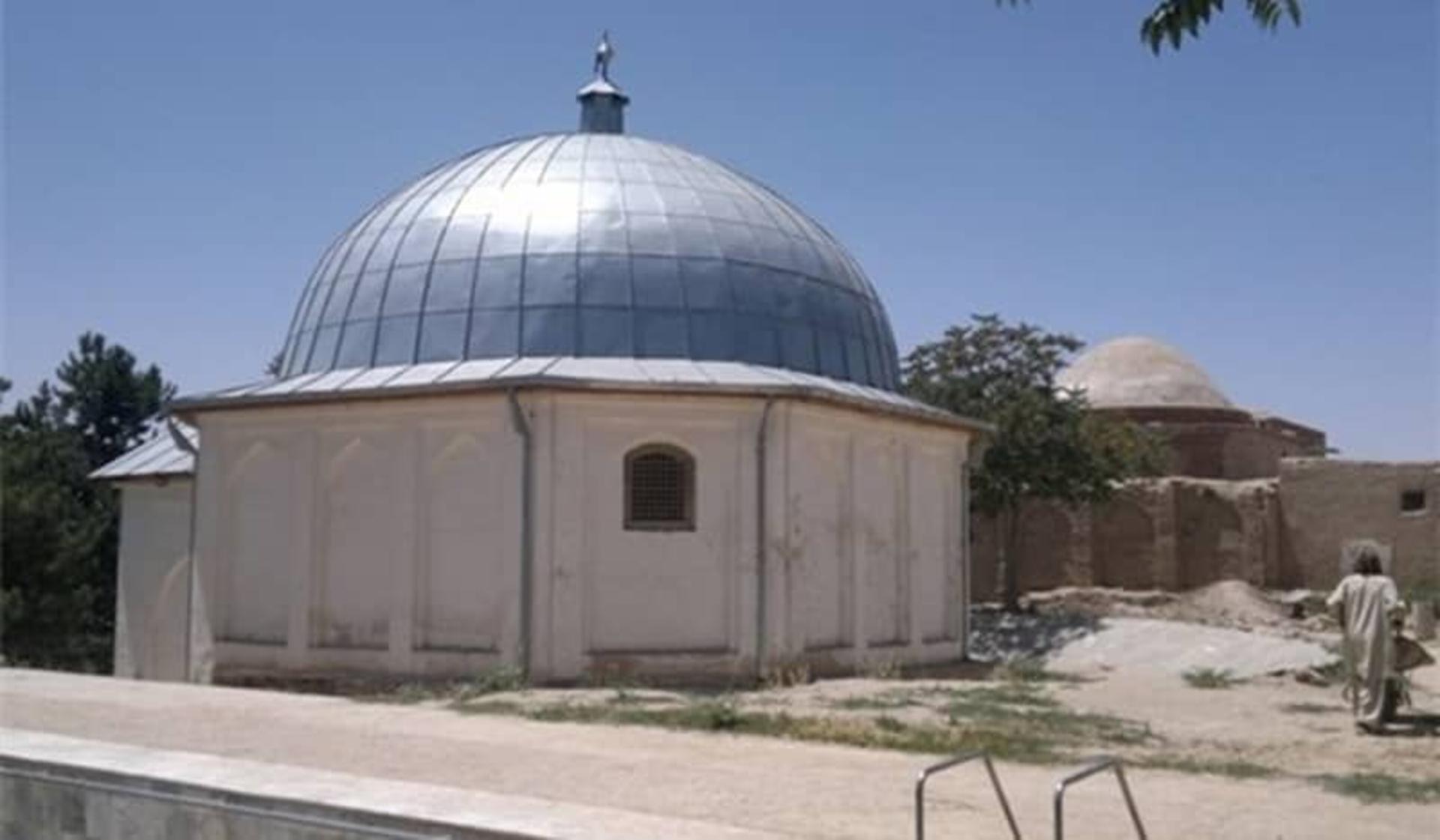 آرامگاه سلطان محمود غزنوی