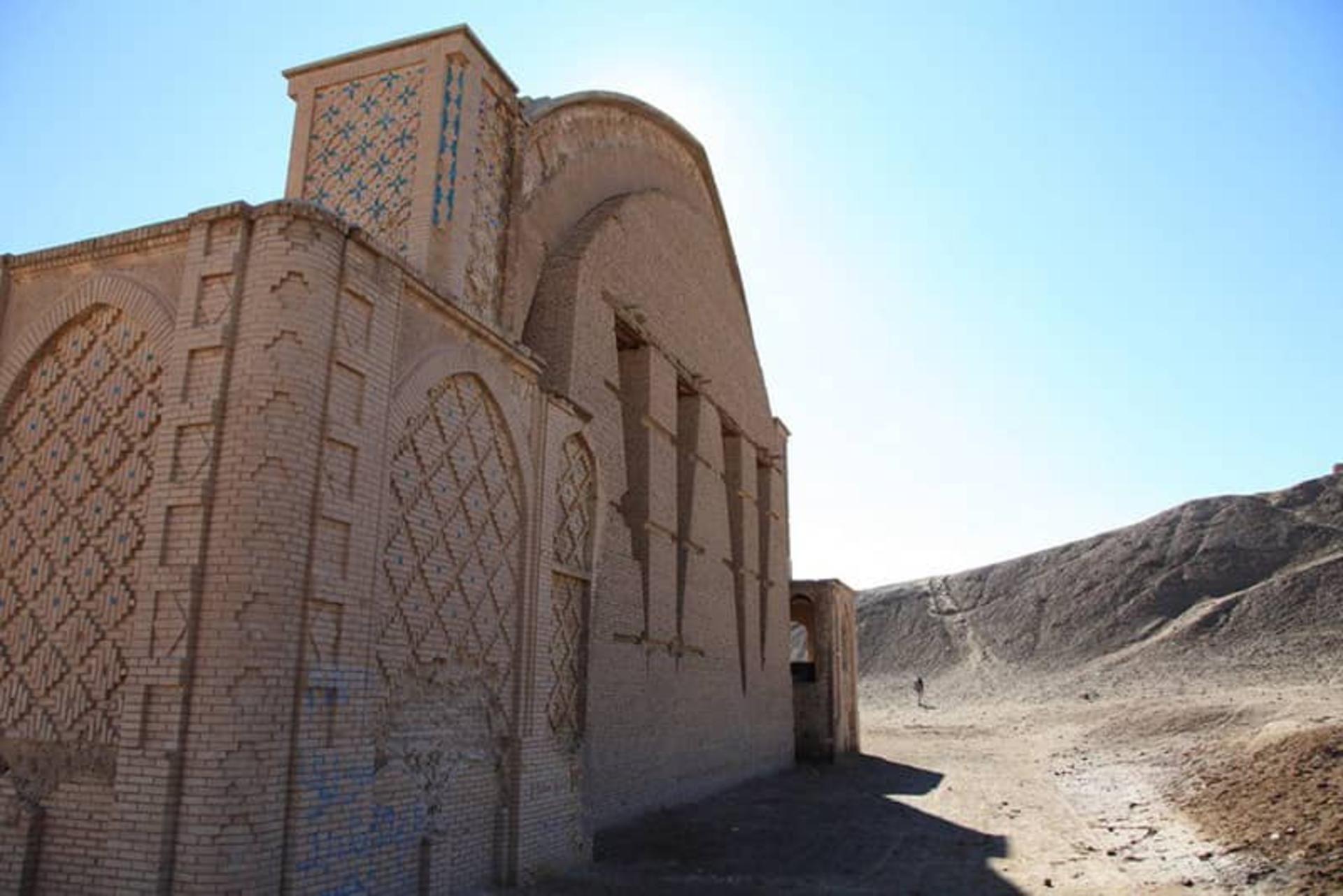 طاق بست