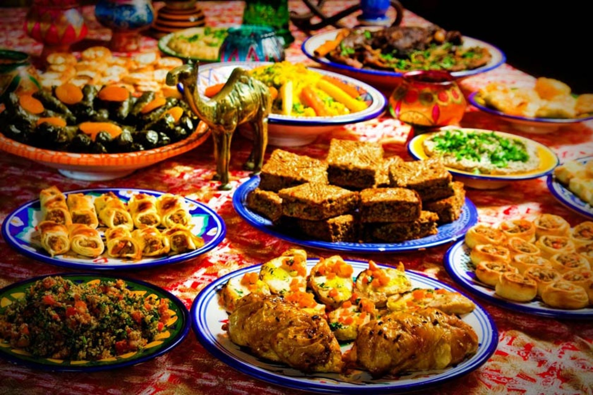 طعم واقعی دبی در بهترین غذاهای اماراتی شهر