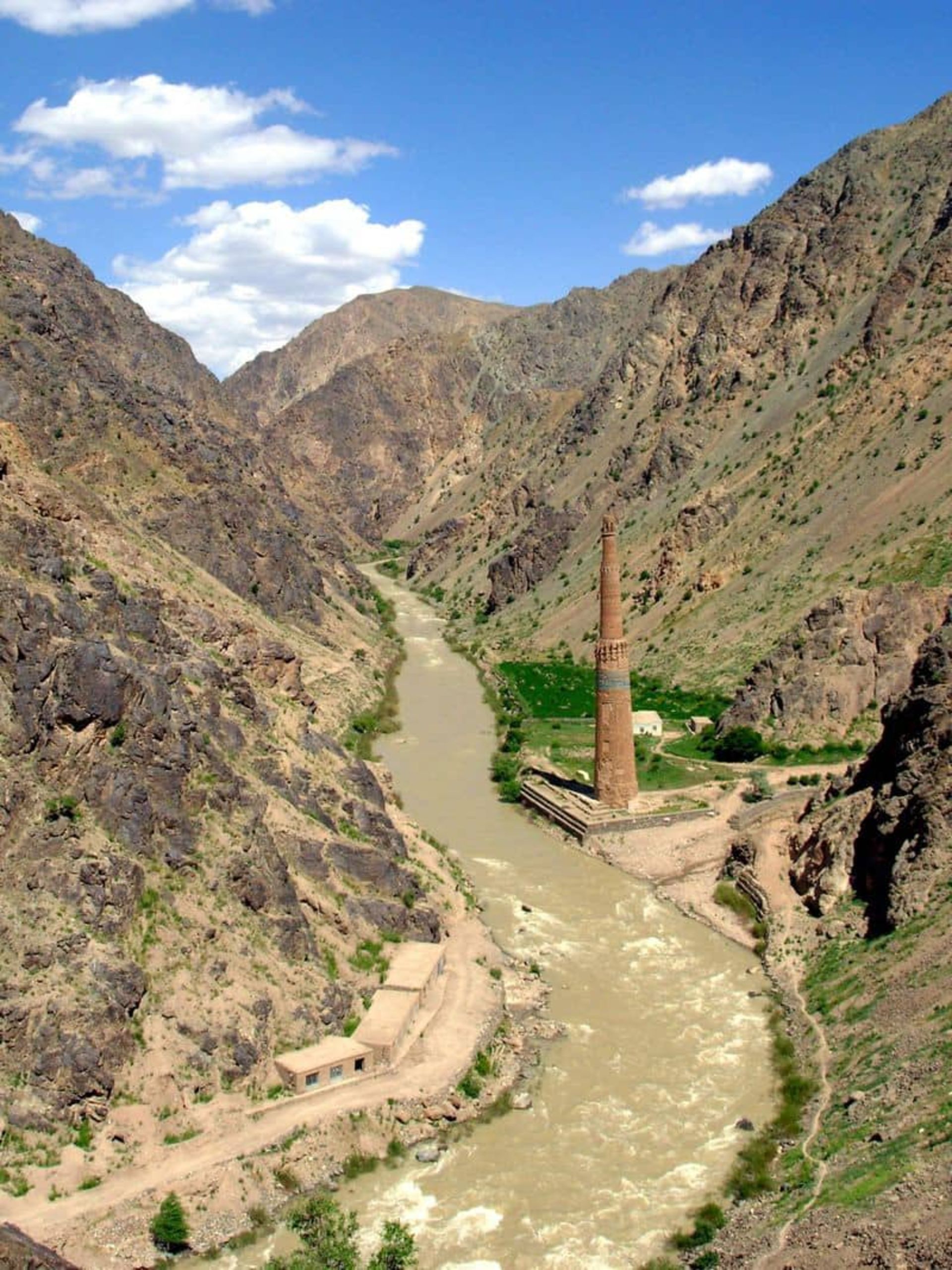 مناره جام 