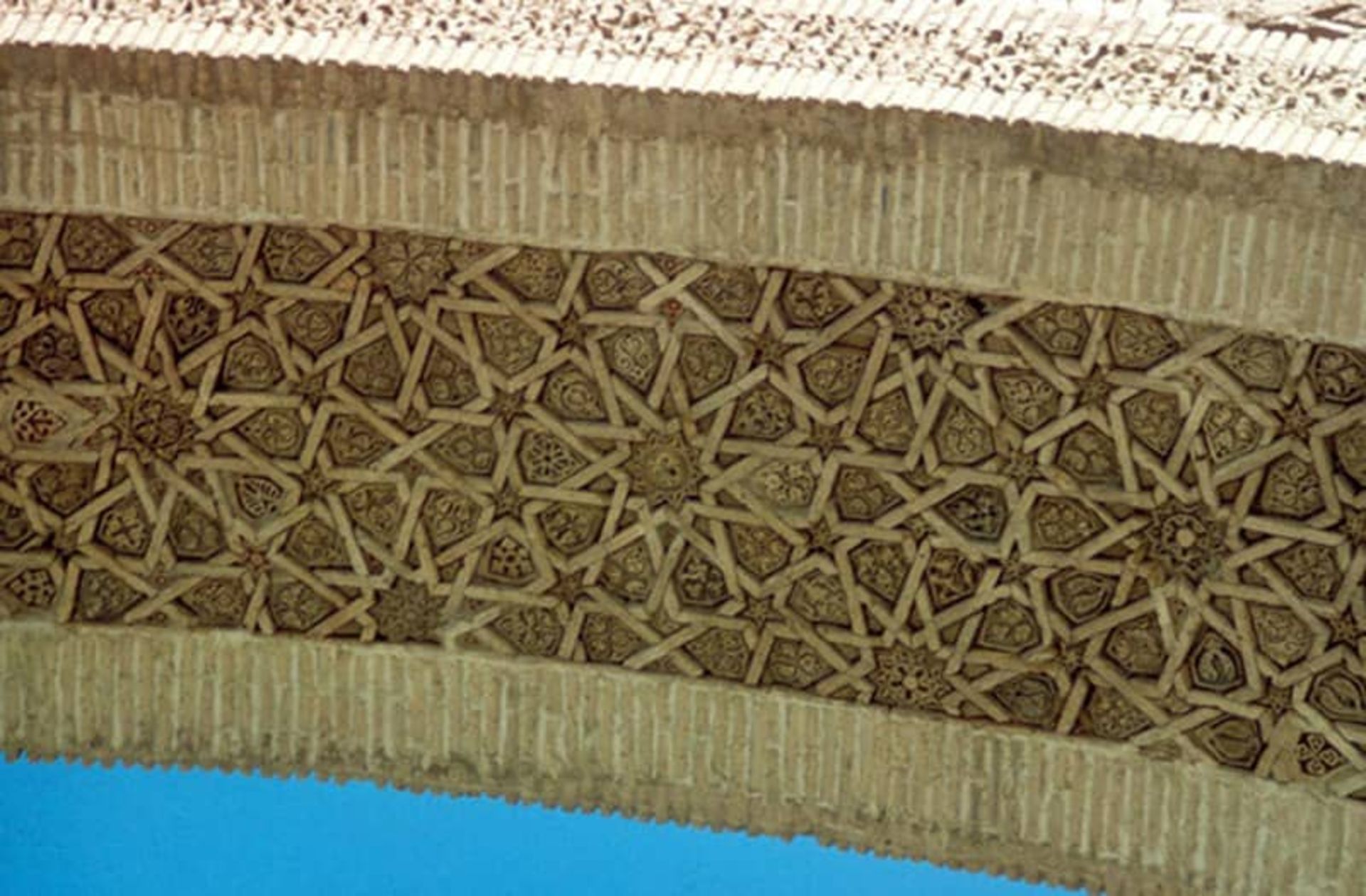 طاق بست