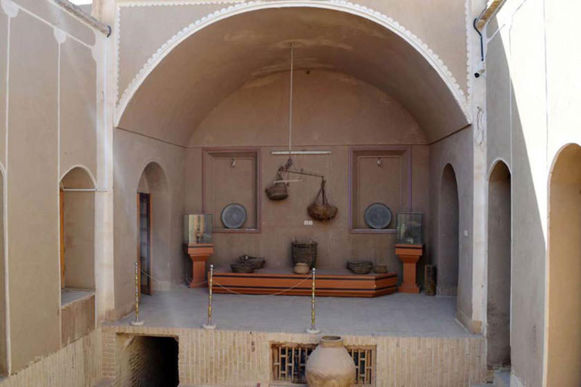 خانه وحشی بافقی