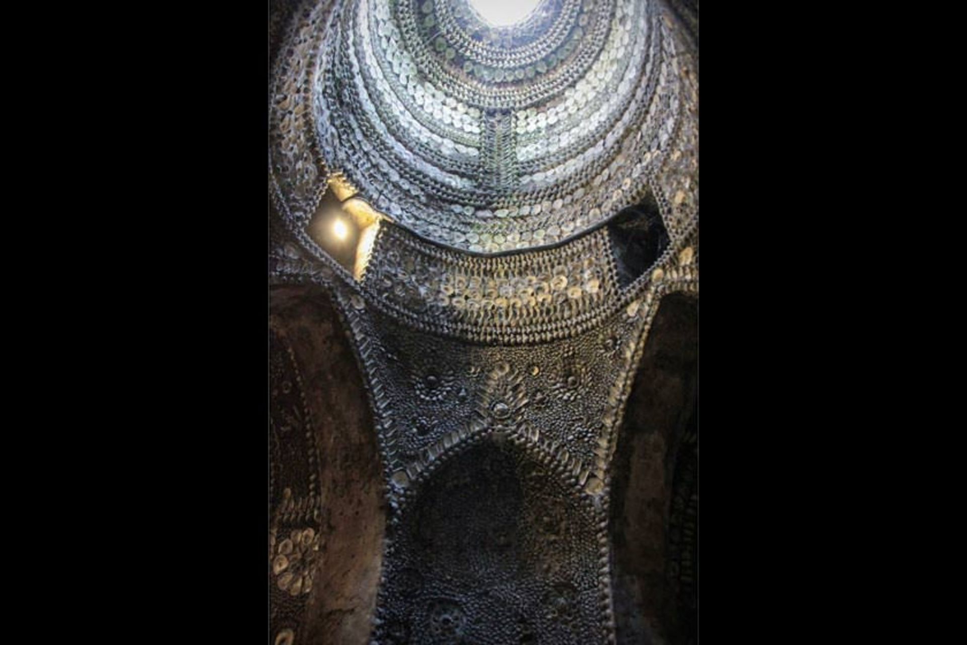 شل گروتو (غار صدف)