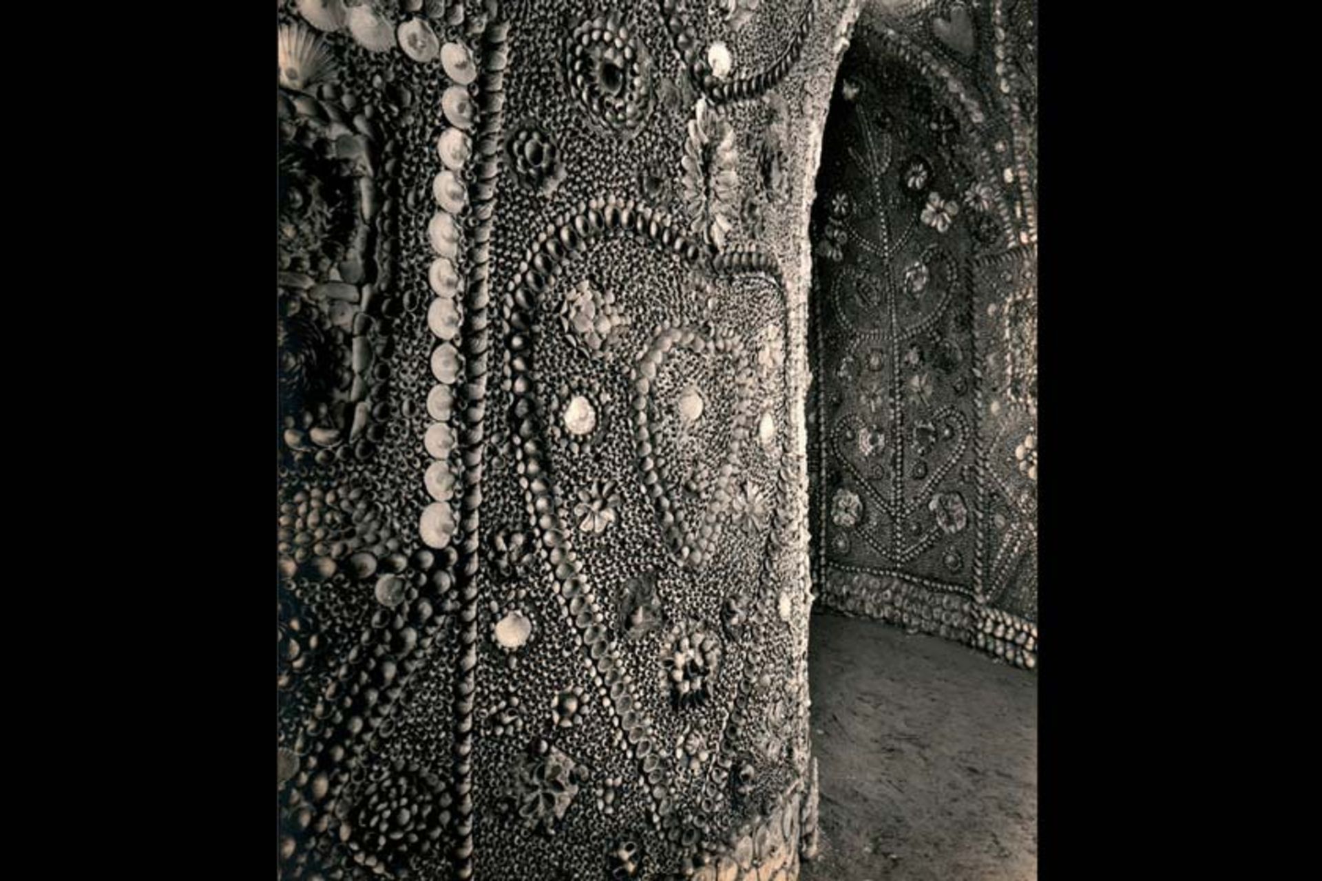 شل گروتو (غار صدف)