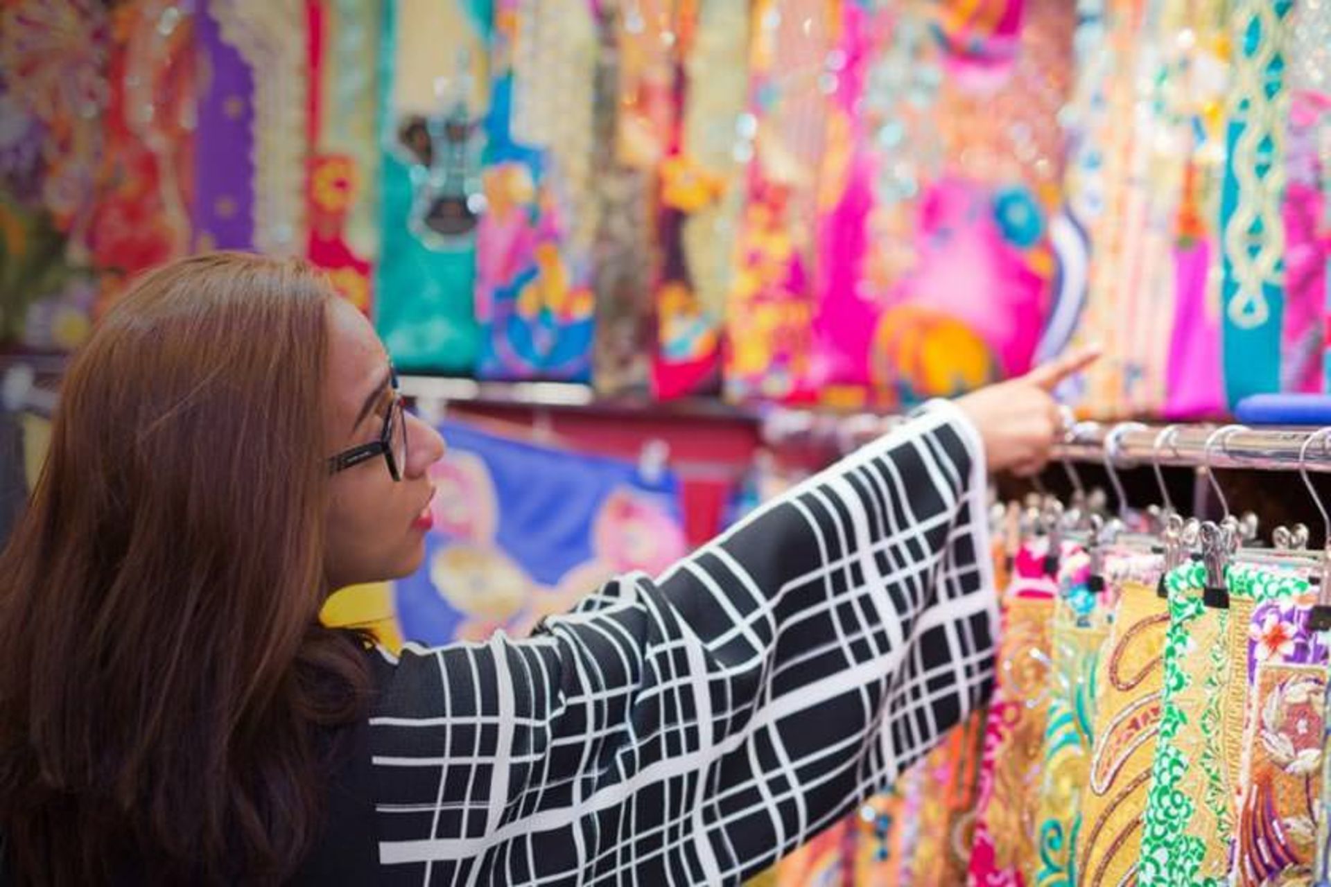 بازار پارچه دبی