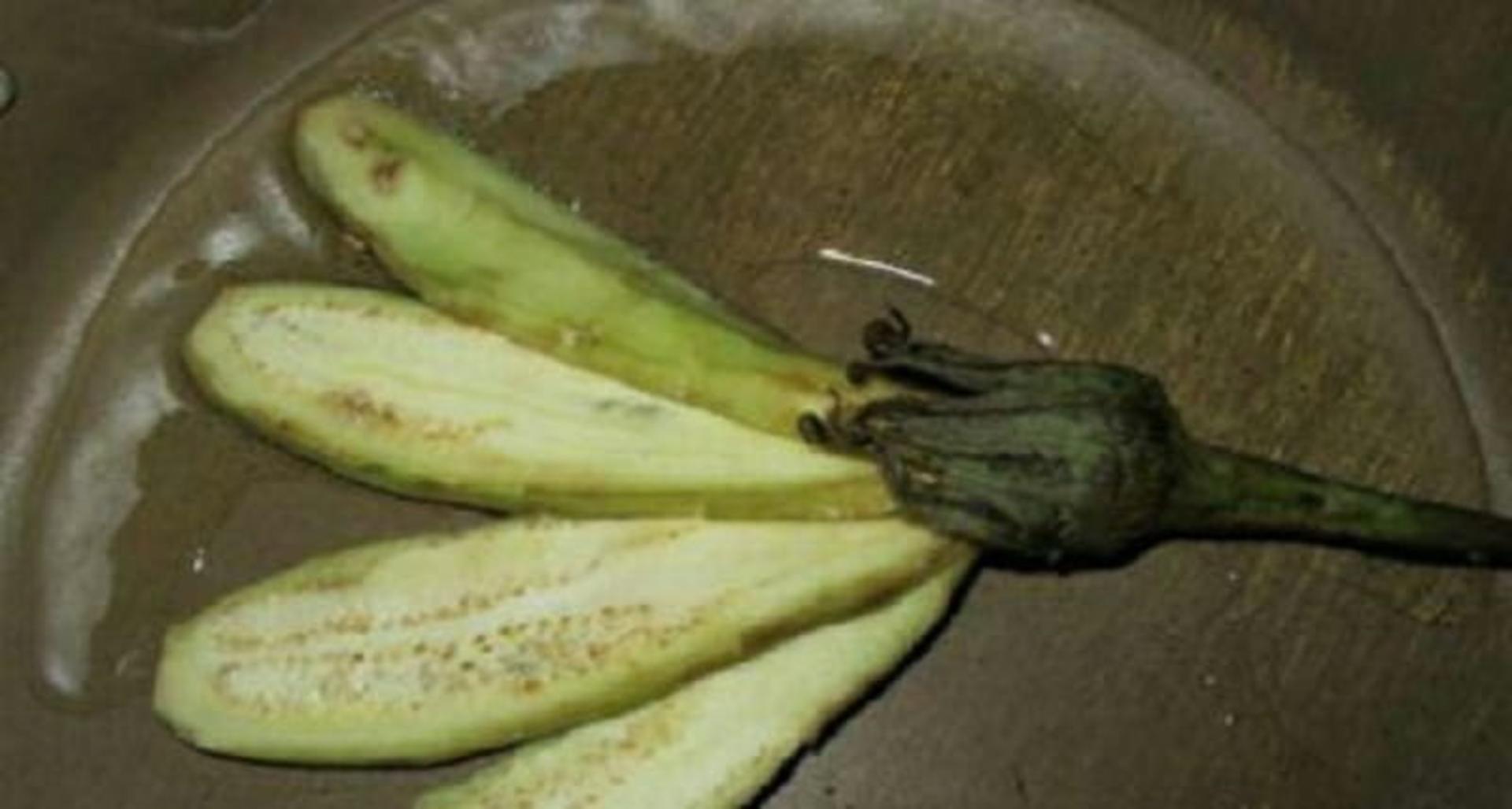 گرفتن تلخی بادمجان