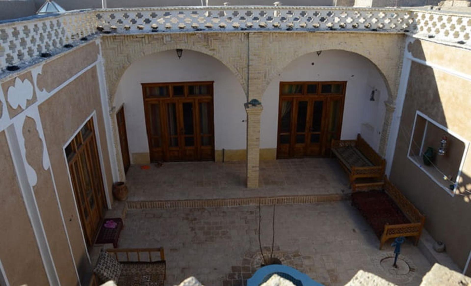 اقامتگاه سنتی چاپاکر