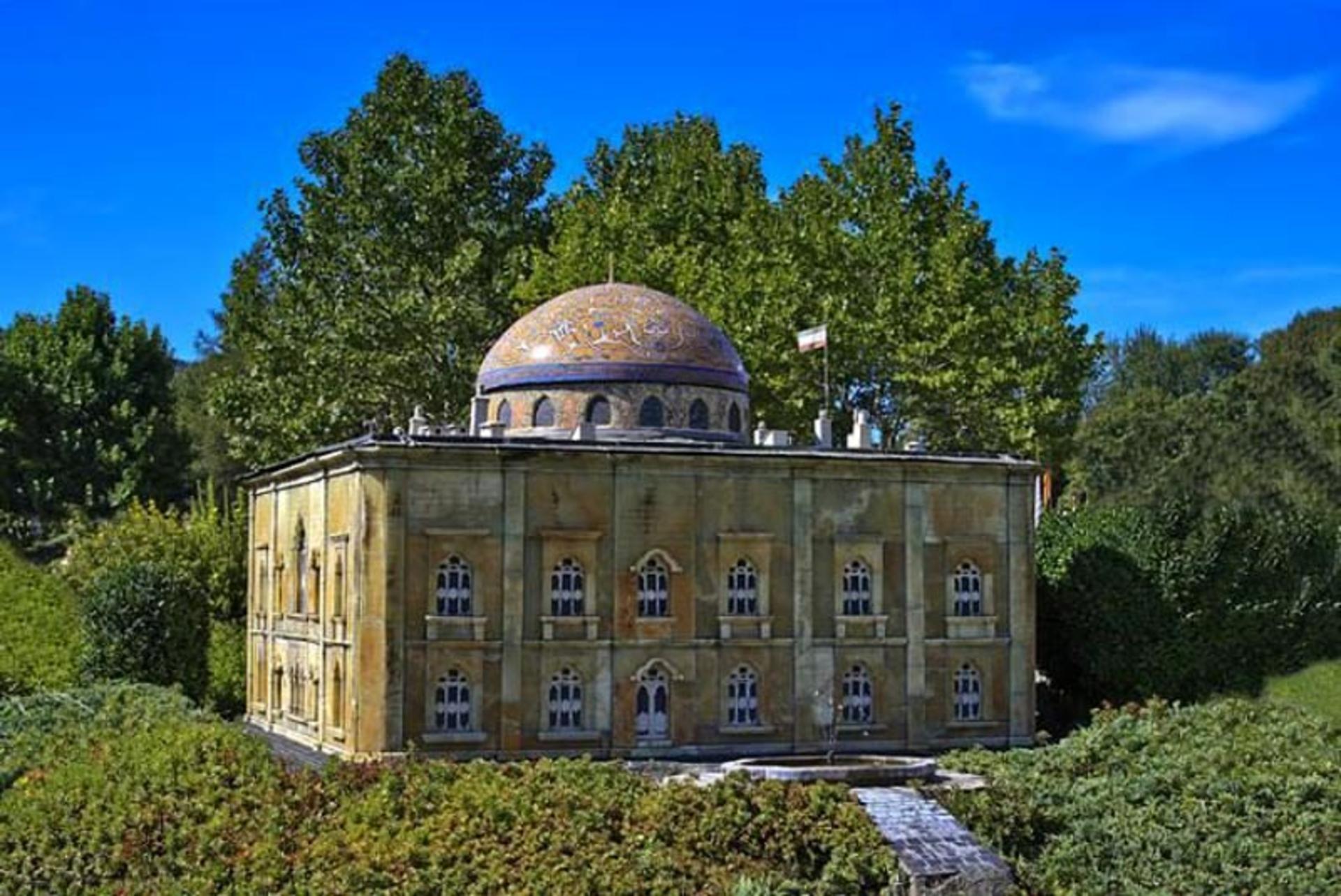 نمای بیرونی کاخ مرمر تهران