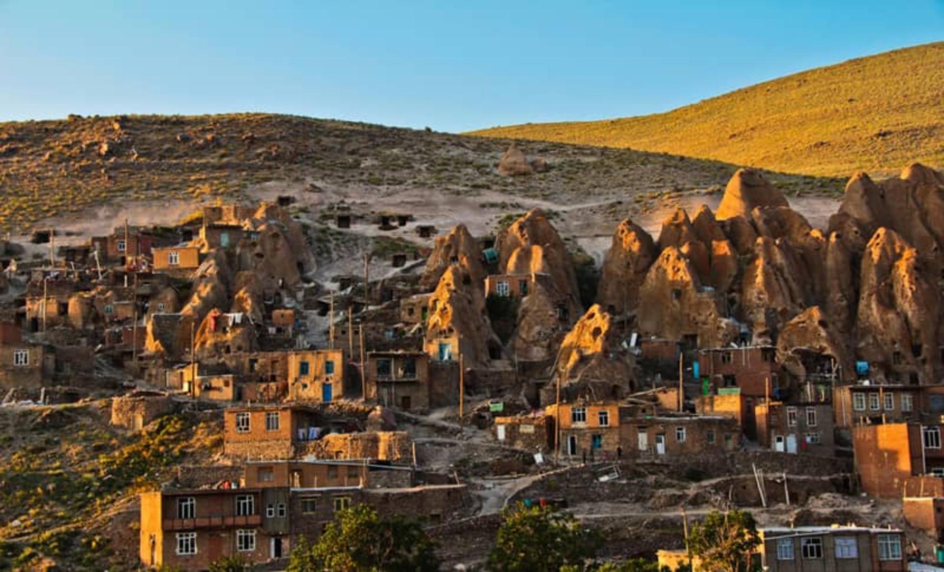 دورنمای روستای کندوان