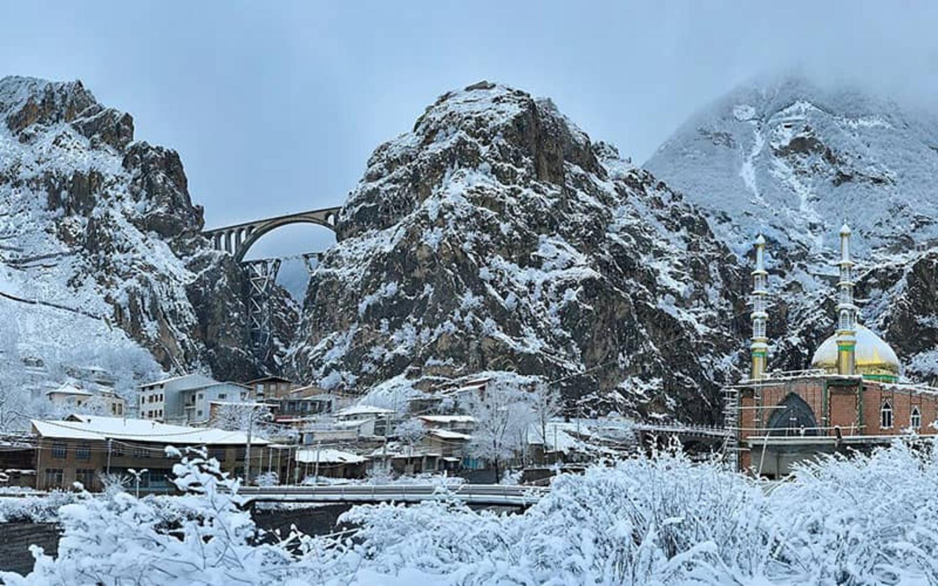 عکس پل ورسک در زمستان