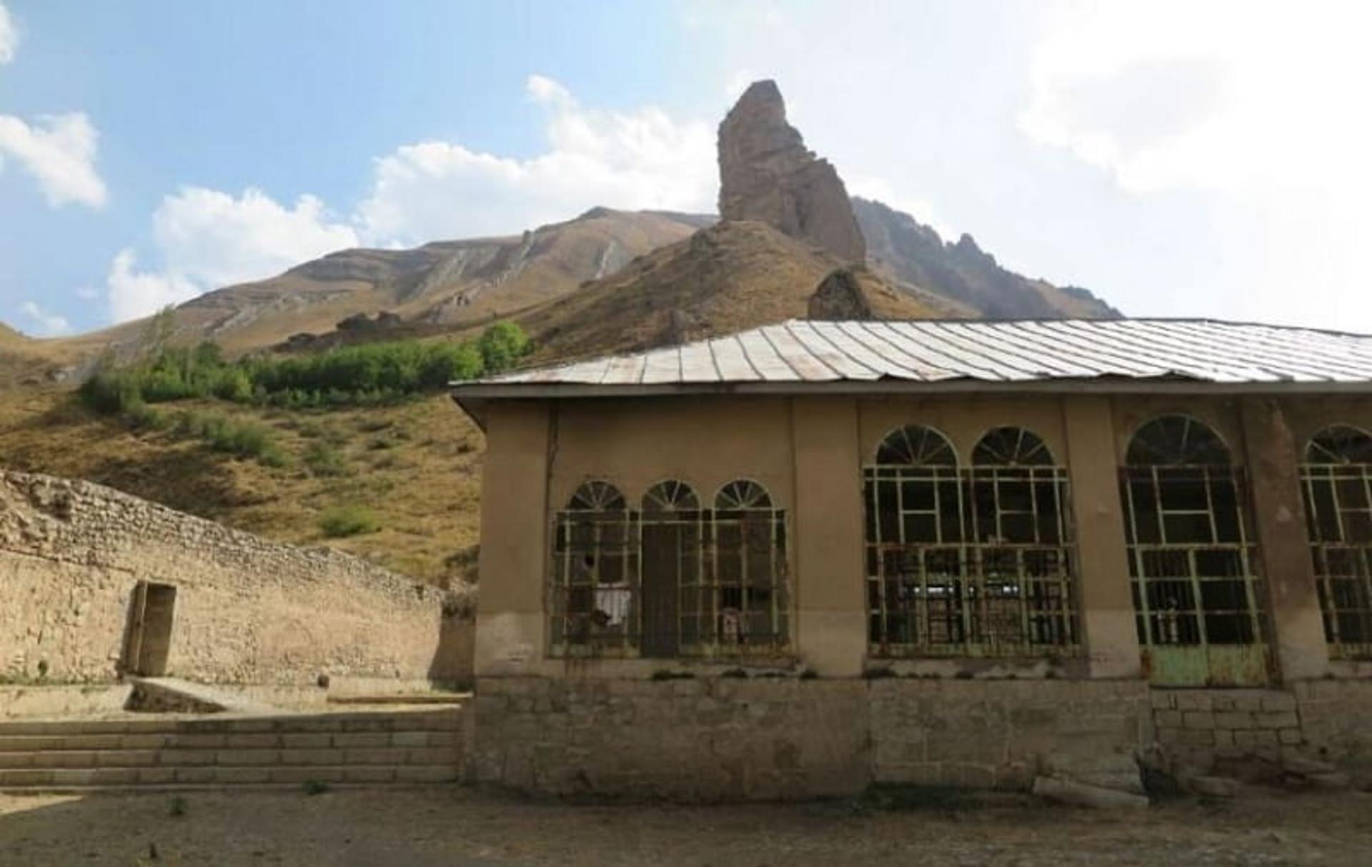 کاخ شهرستانک در حال حاضر