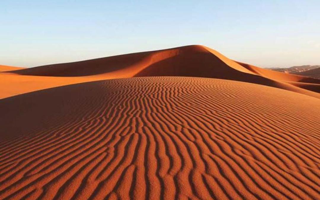 تپه های ماسه ای و رمل های شنی در لوت مرکزی