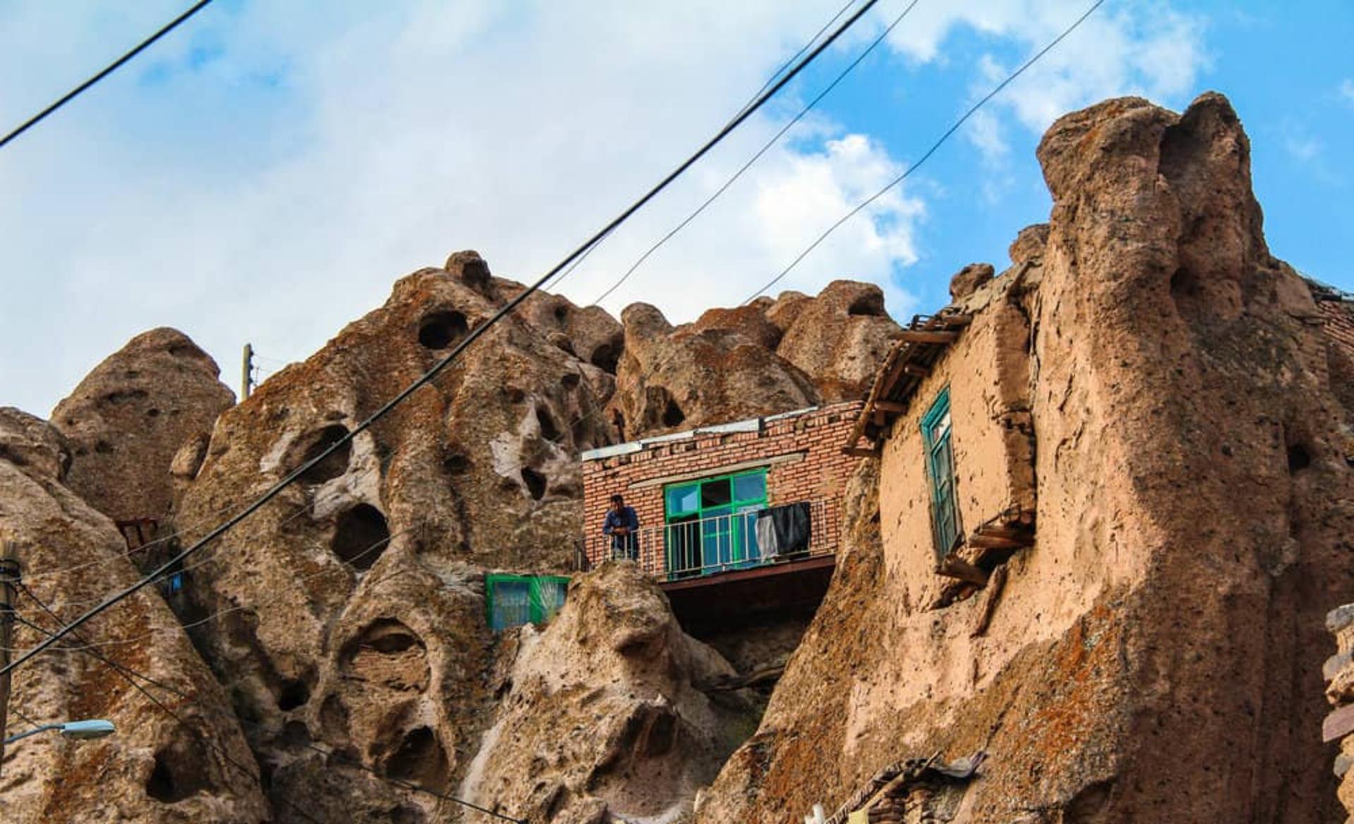 خانه جدید در میان کران‌ها