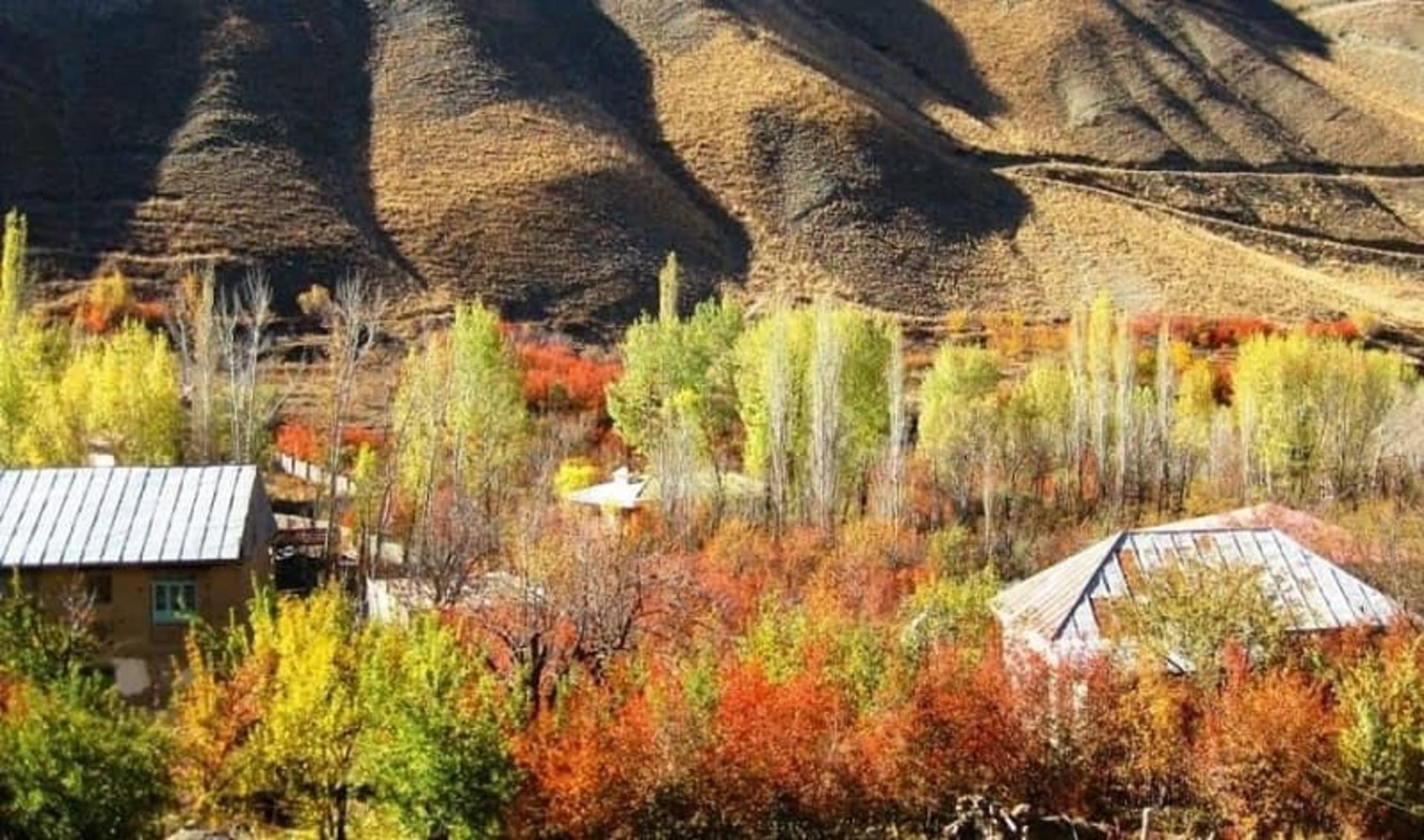 رنگ های پاییزی در شهرستانک