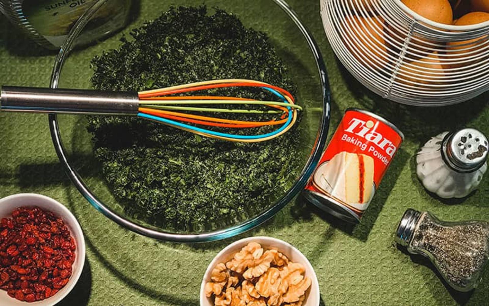 مواد لازم برای تهیه کوکو سبزی