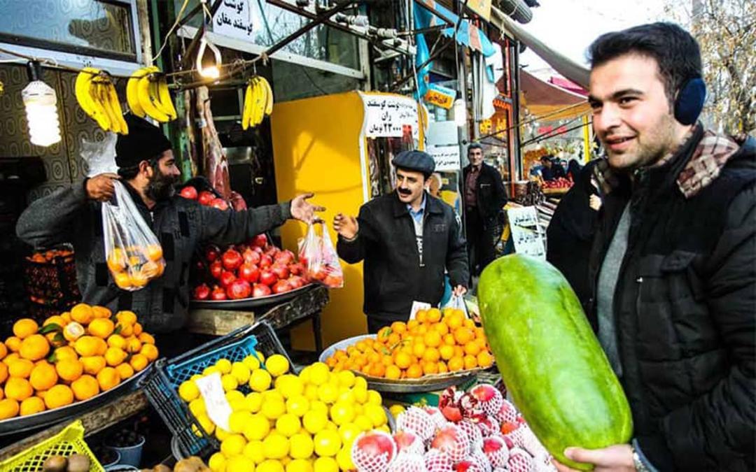 خرید میوه شب یلدا