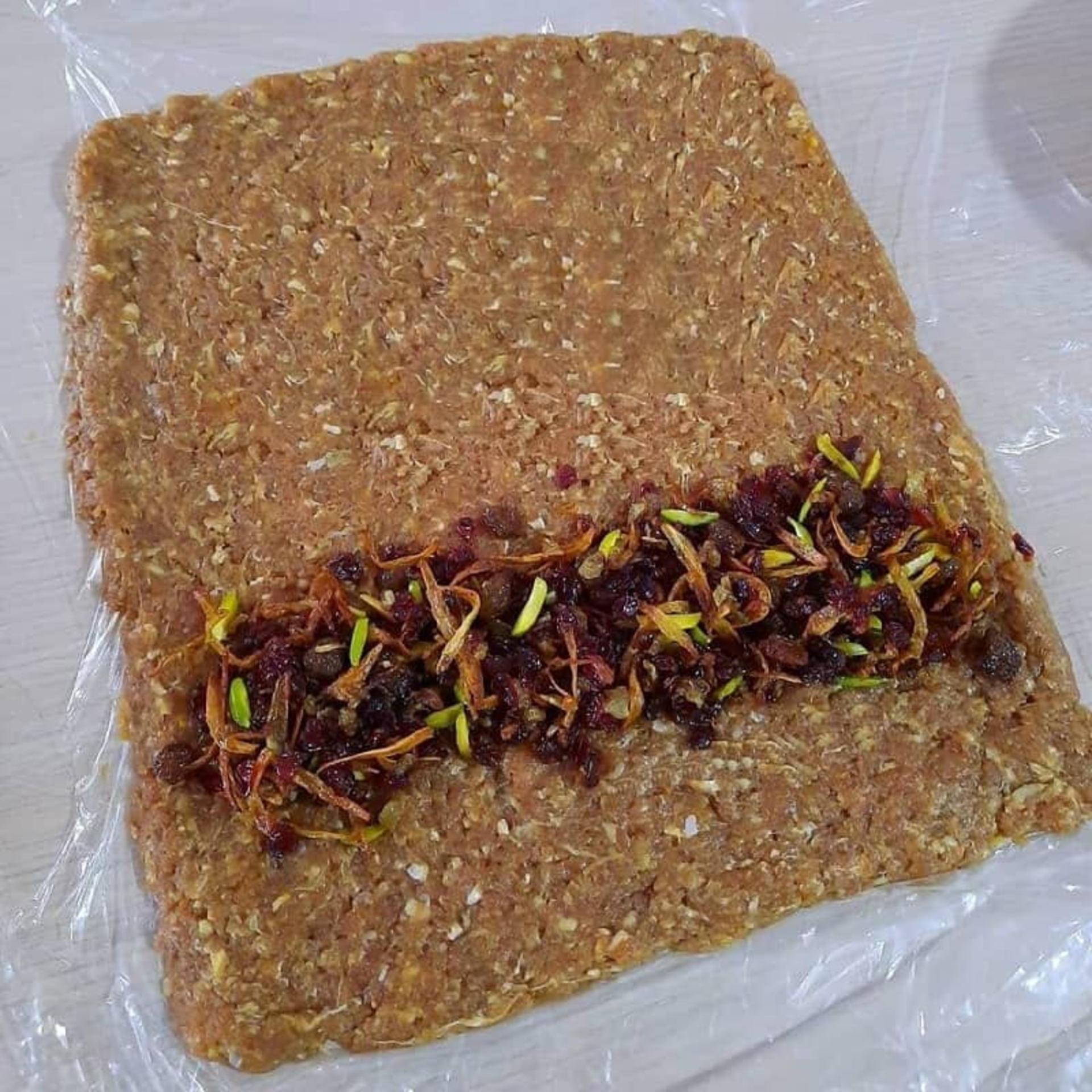 ریختن مواد در رولت گوشت