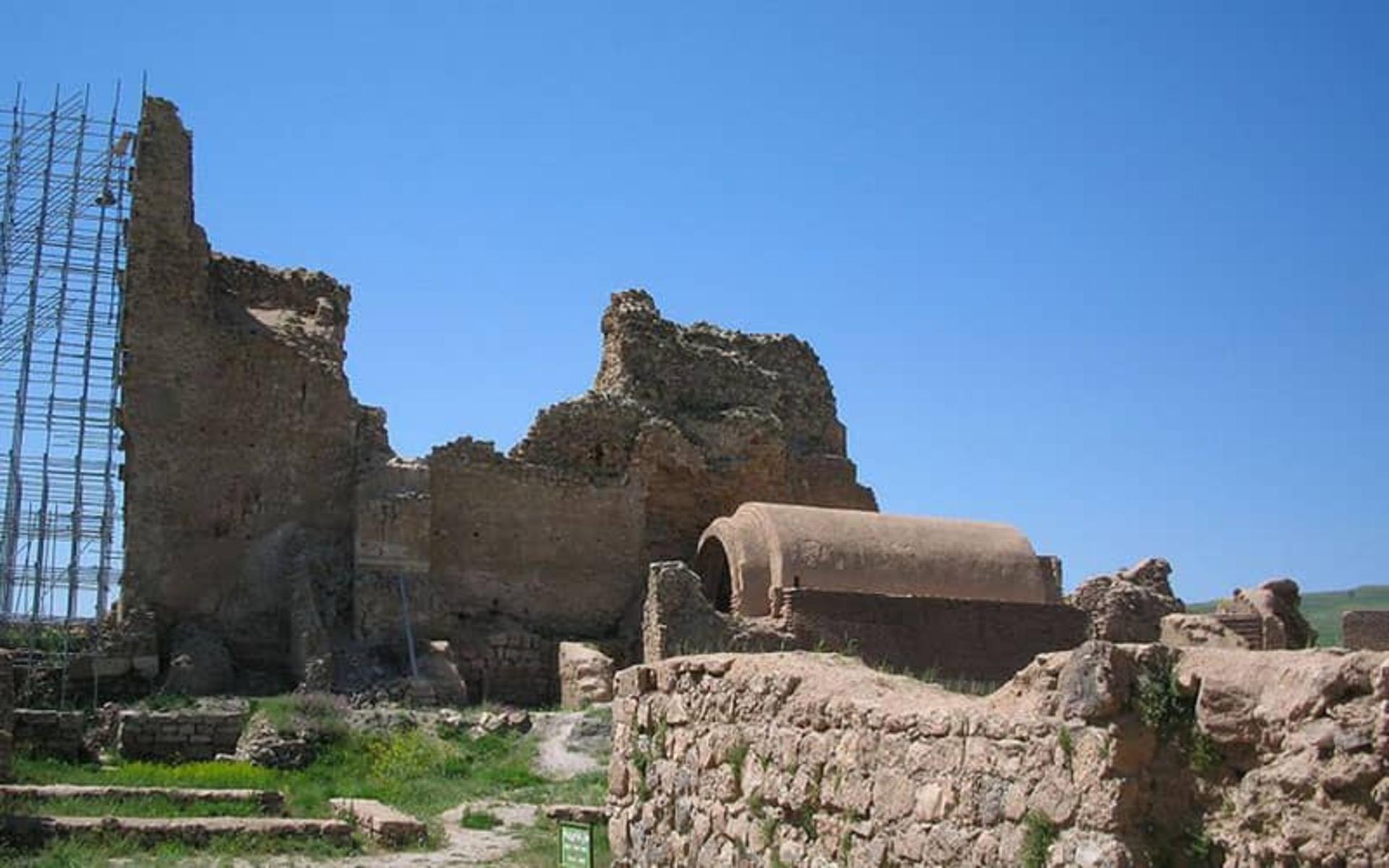 محوطه تخت سلیمان