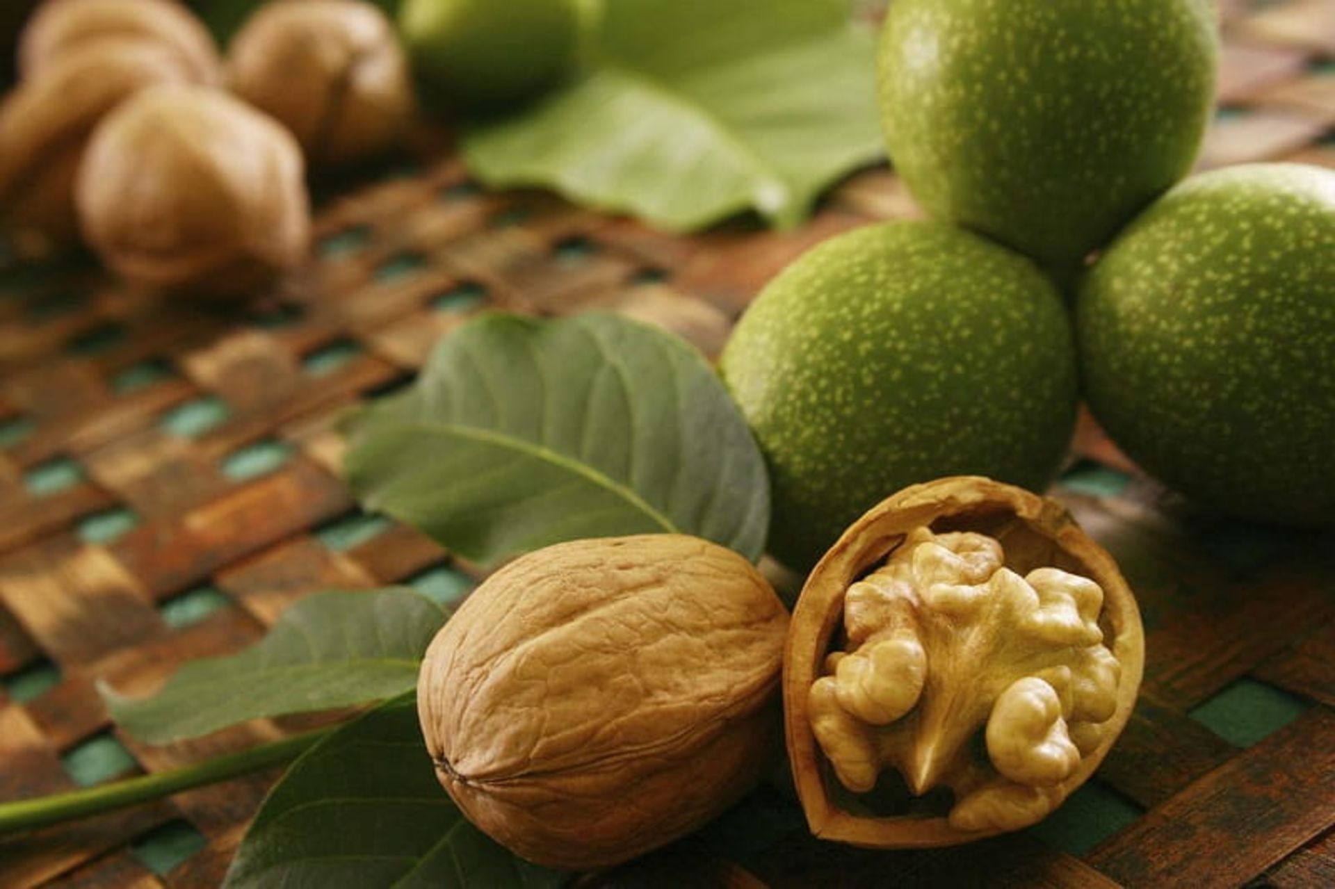عوارض مصرف گردو