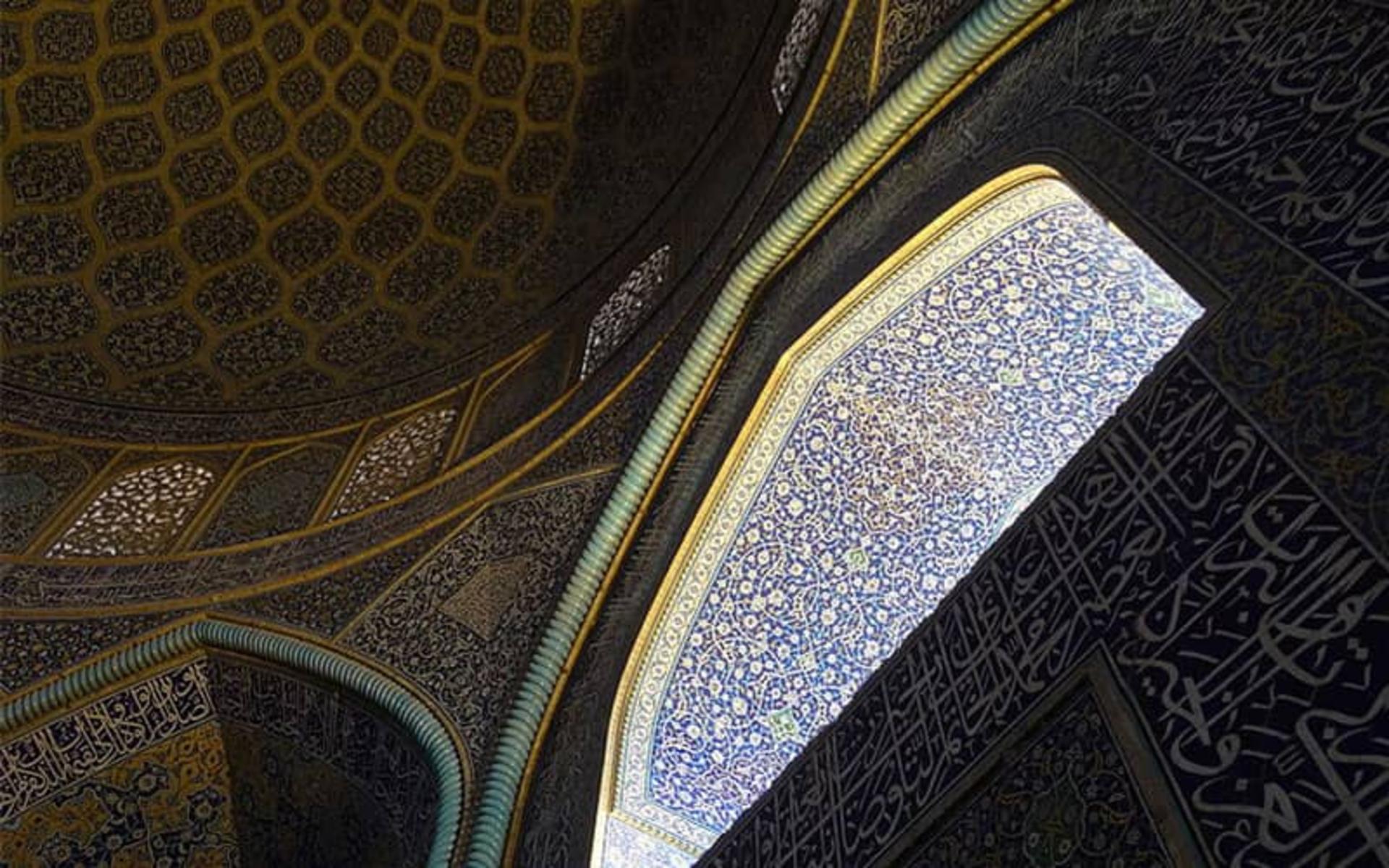 پنجره سقف مسجد شیخ لطف الله