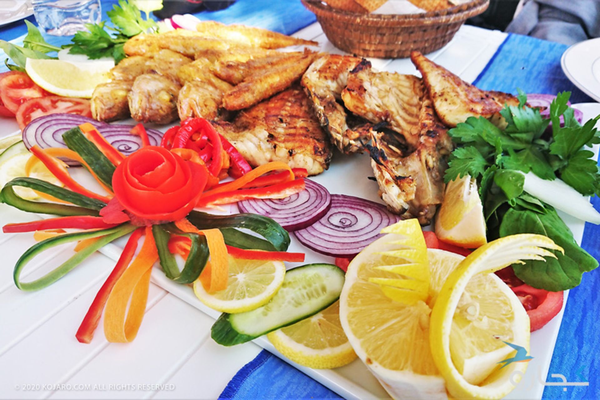 ماهی کبابی و سرخکرده مدیترانه در رستوران ماهی پینار آنتالیا
