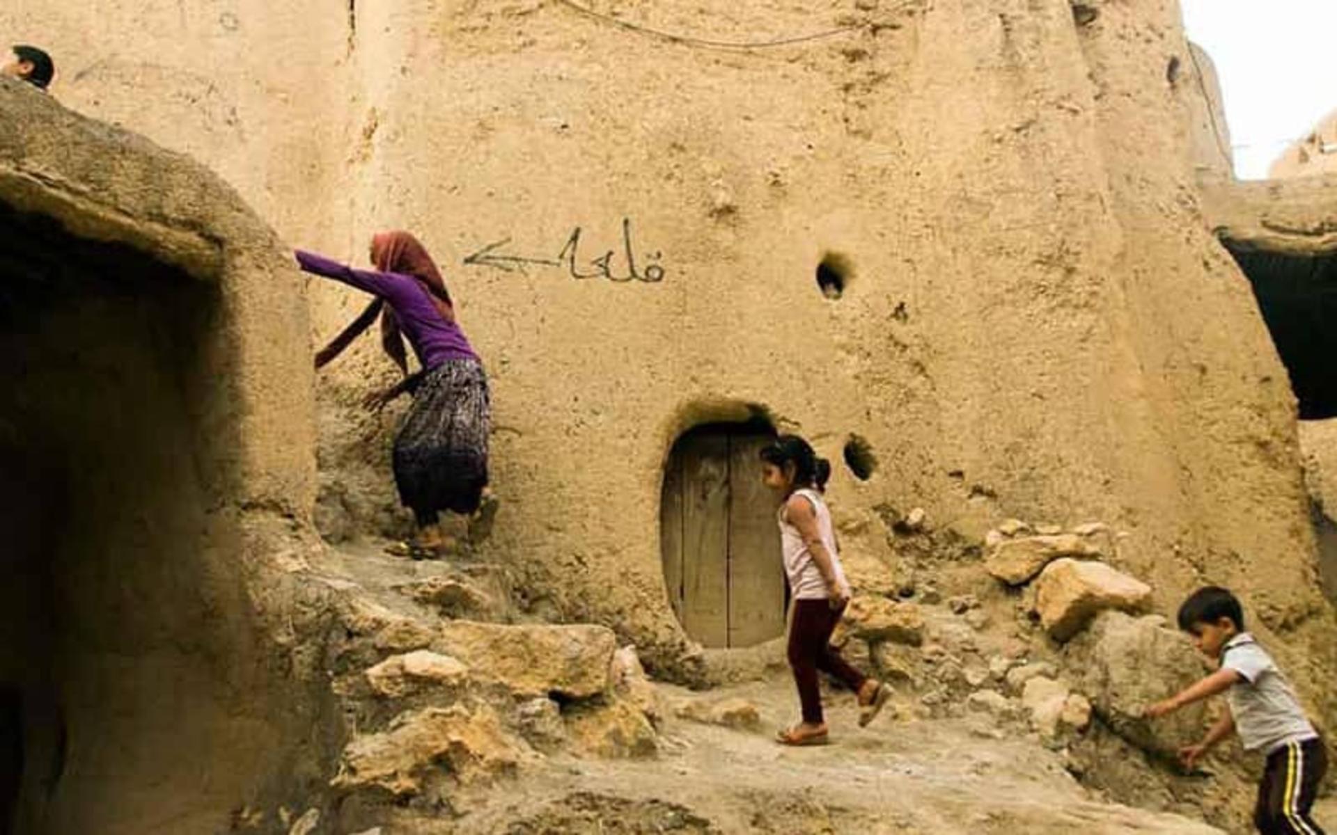 بازی کودکان در روستای نایبند
