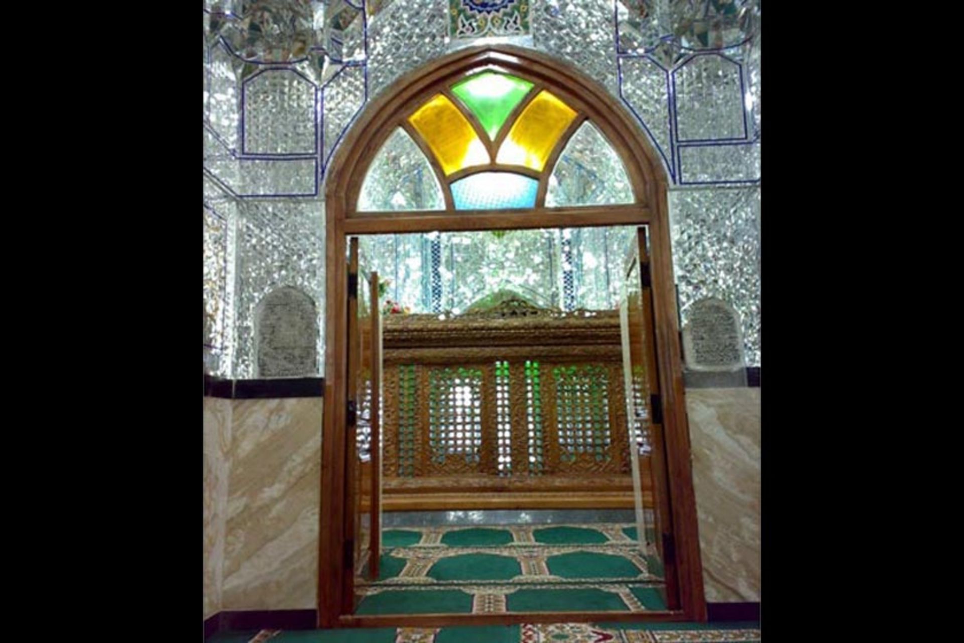 قبرستان شاذان