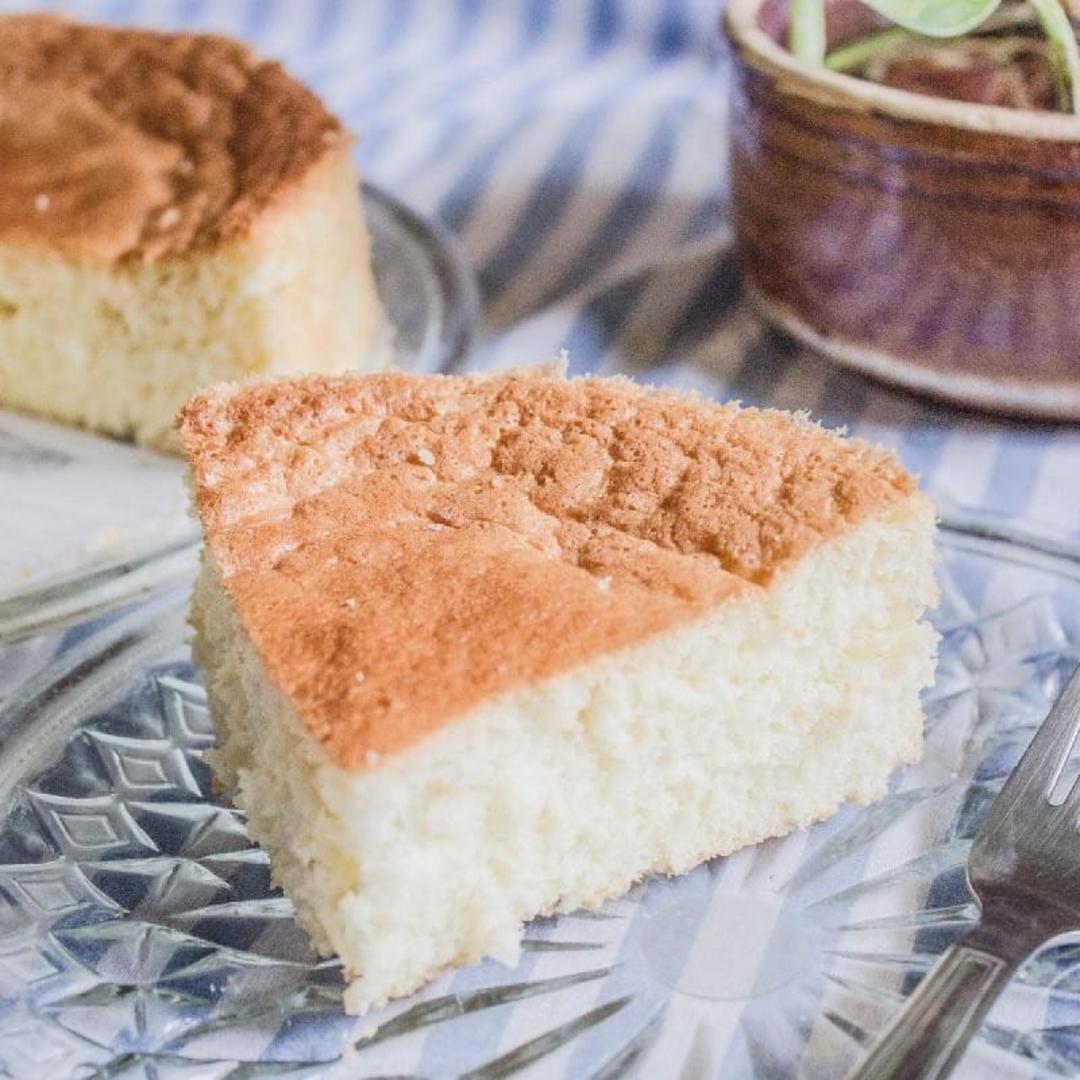 کیک اسفنجی وانیلی و طرز تهیه آن