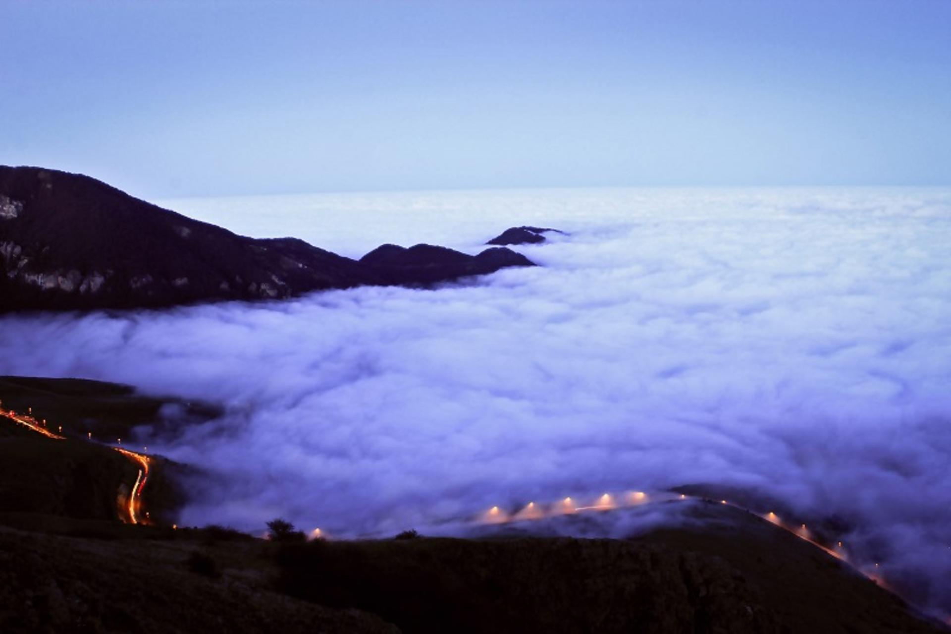 جاده ابری گردنه حیران
