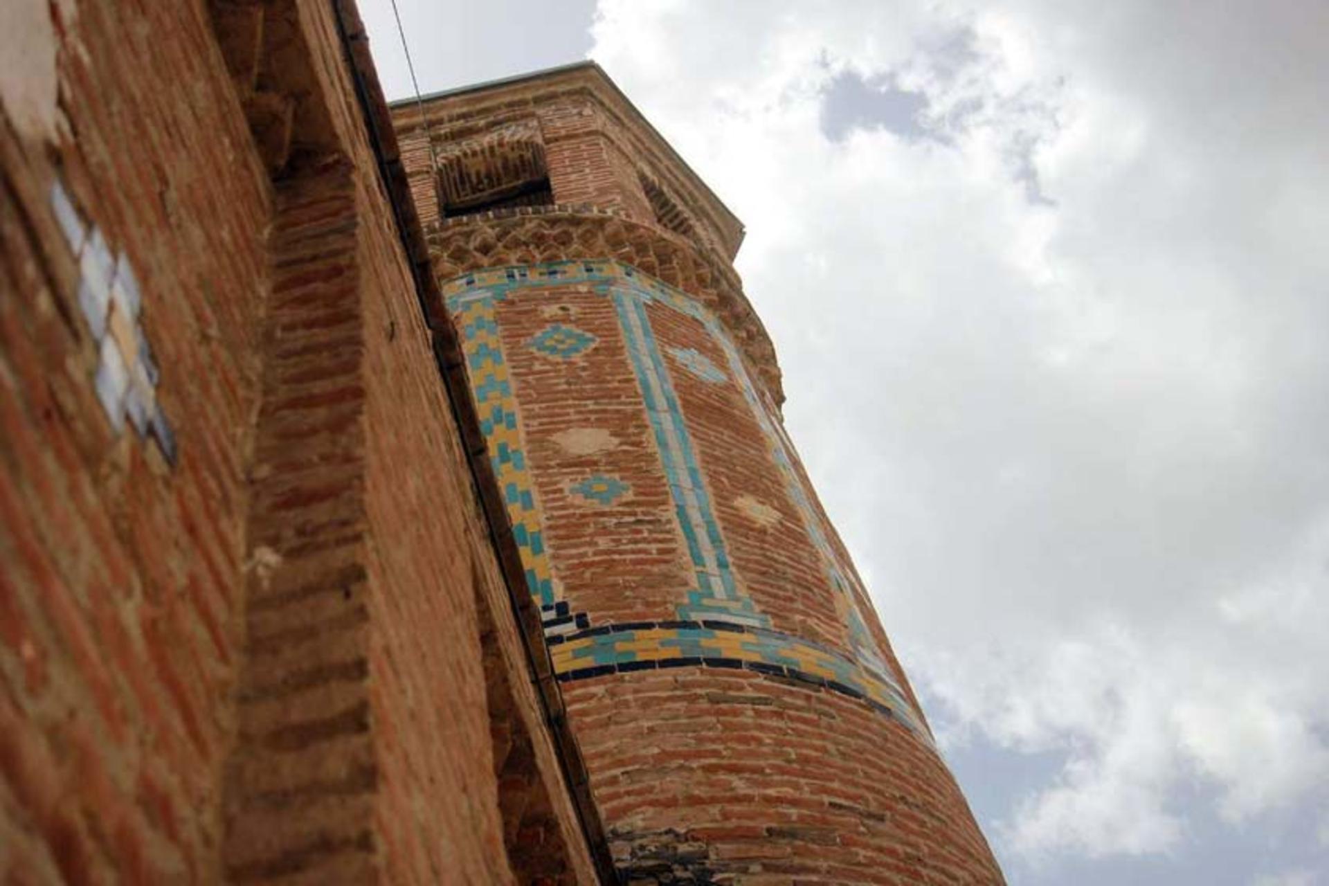 مسجد دو مناره سقز