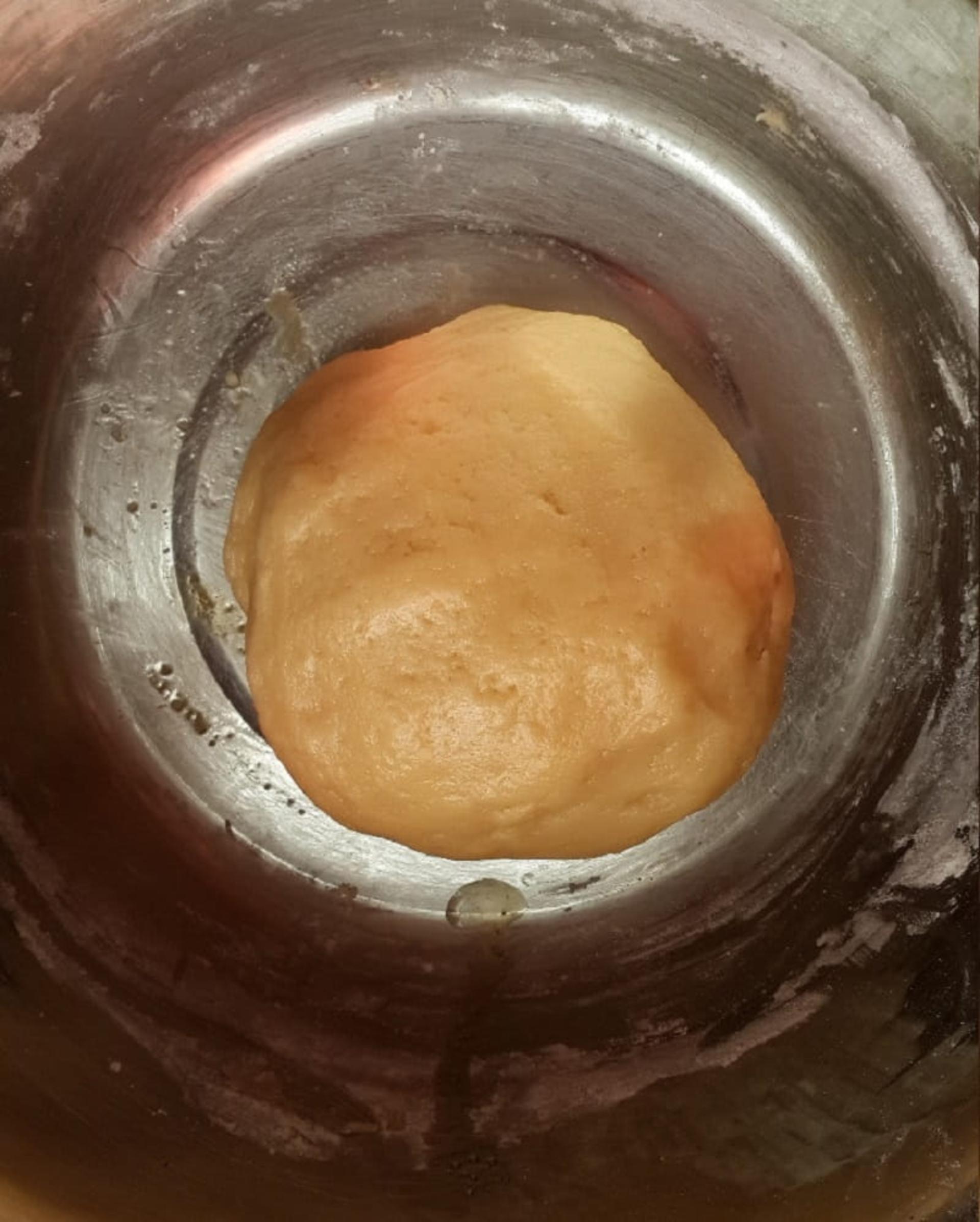 عمل آمدن خمیر