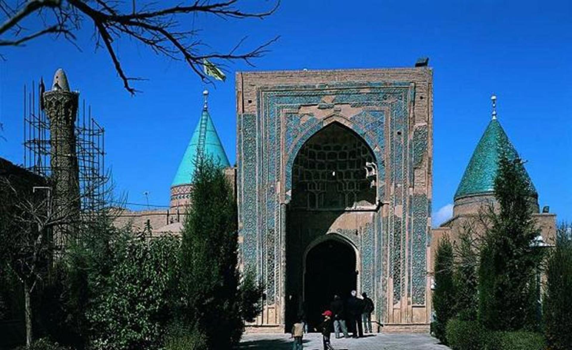 سر در ورودی مجموعه بایزید بسطامی