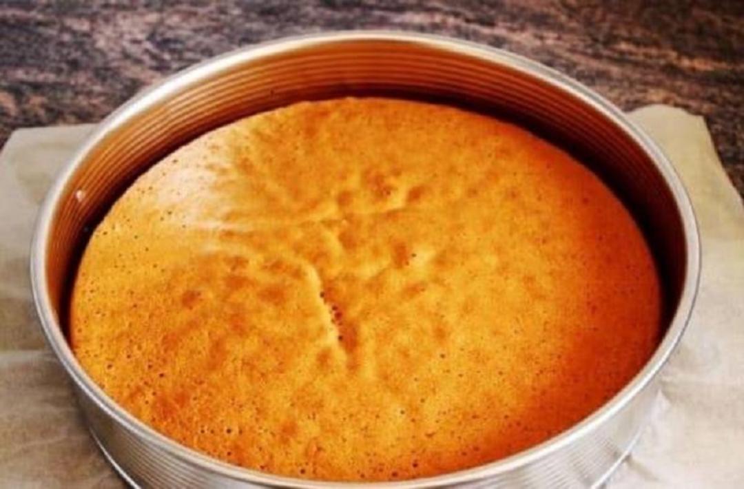 طرز تهیه کیک اسفنجی در قابلمه